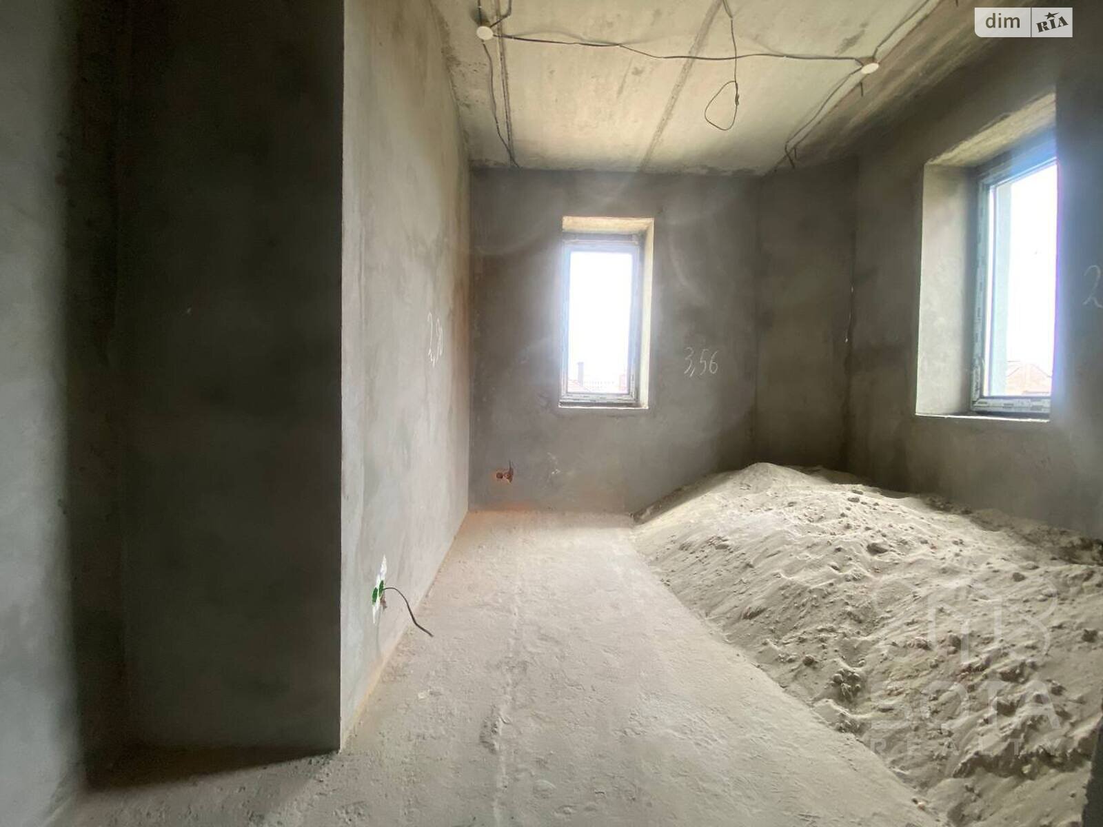 трехэтажный дом, 699.2 кв. м, кирпич. Продажа в Киеве район Оболонский фото 1 трехэтажный дом, 699.2 кв. м, кирпич. Продажа в Киеве район Оболонский фото 1