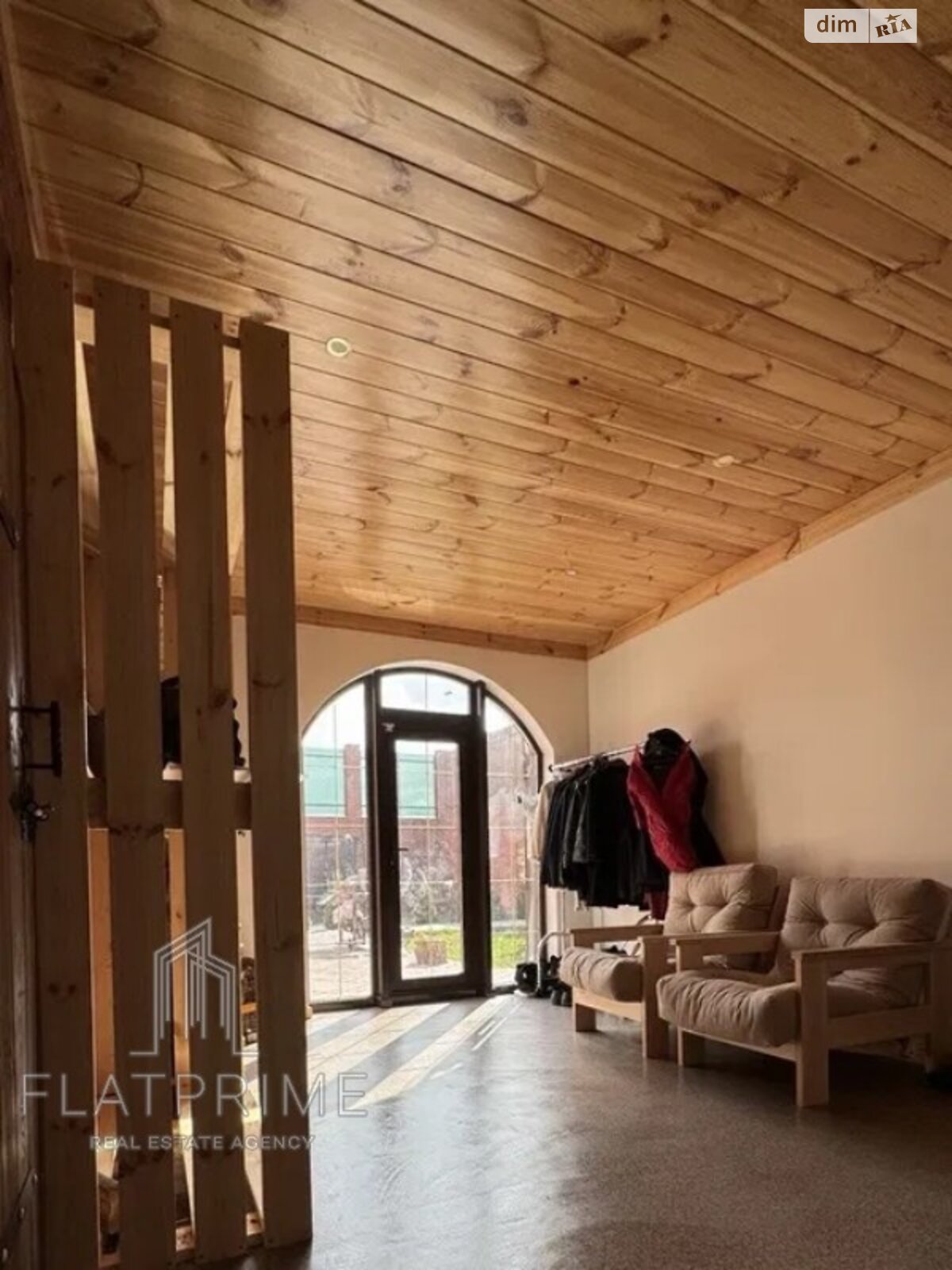 двухэтажный дом с гаражом, 170 кв. м, кирпич. Продажа в Киеве район Оболонский фото 1