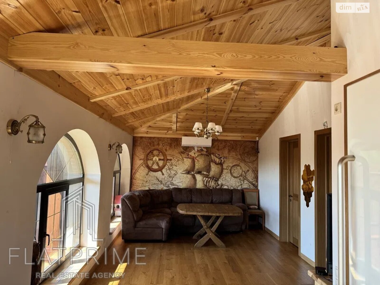 двухэтажный дом с гаражом, 170 кв. м, кирпич. Продажа в Киеве район Оболонский фото 1