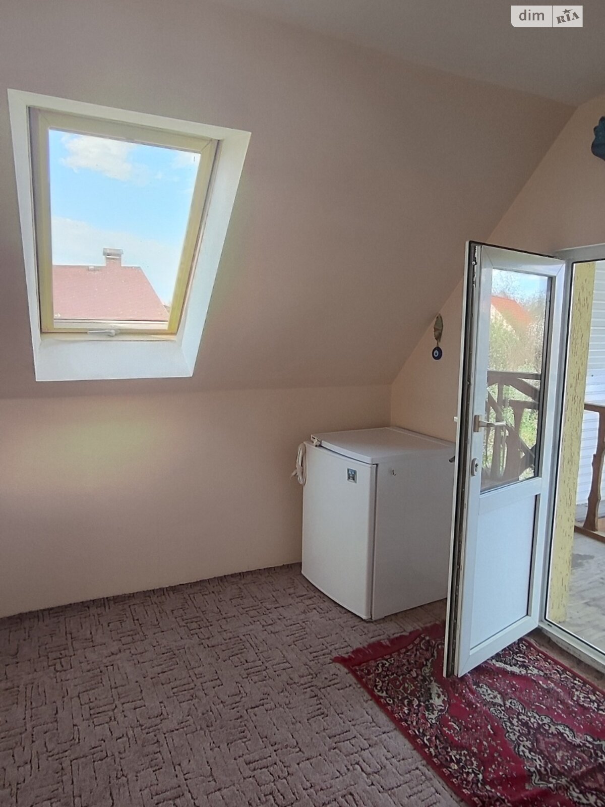 трехэтажный дом с отоплением, 90 кв. м, кирпич. Продажа в Киеве район Оболонский фото 1 трехэтажный дом с отоплением, 90 кв. м, кирпич. Продажа в Киеве район Оболонский фото 1