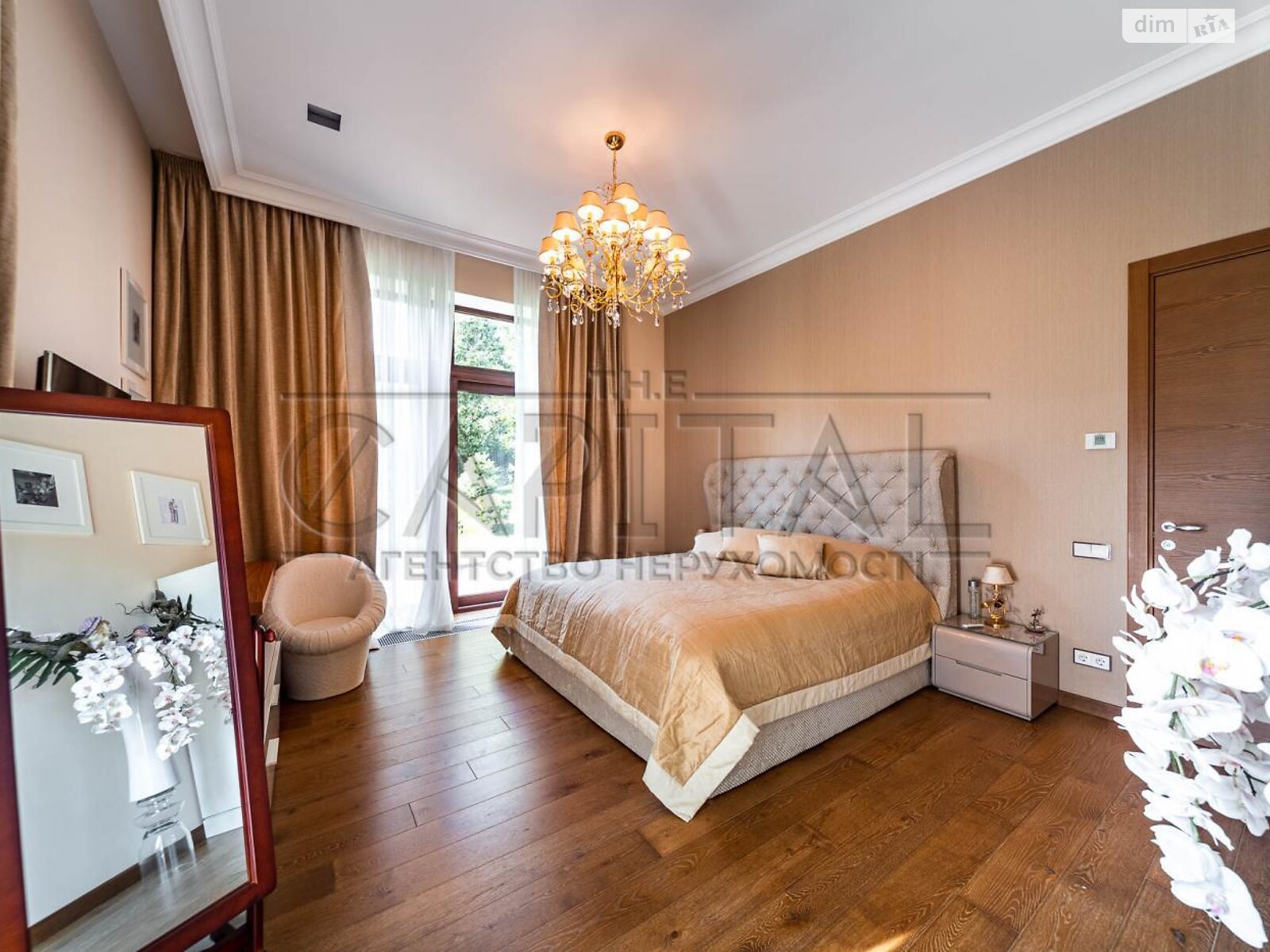 одноэтажный дом с гаражом, 638.2 кв. м, кирпич. Продажа в Киеве район Оболонский фото 1 одноэтажный дом с гаражом, 638.2 кв. м, кирпич. Продажа в Киеве район Оболонский фото 1