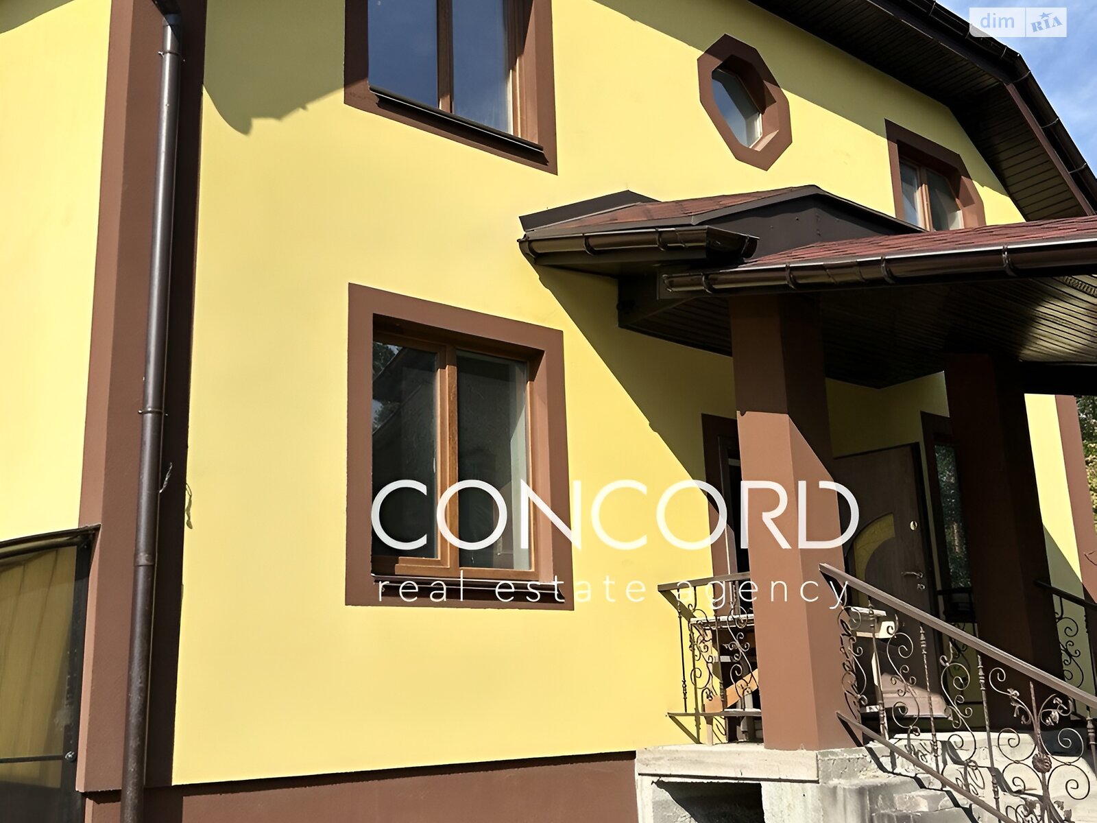 двухэтажный дом с балконом, 286.8 кв. м, кирпич. Продажа в Киеве район Оболонский фото 1 двухэтажный дом с балконом, 286.8 кв. м, кирпич. Продажа в Киеве район Оболонский фото 1