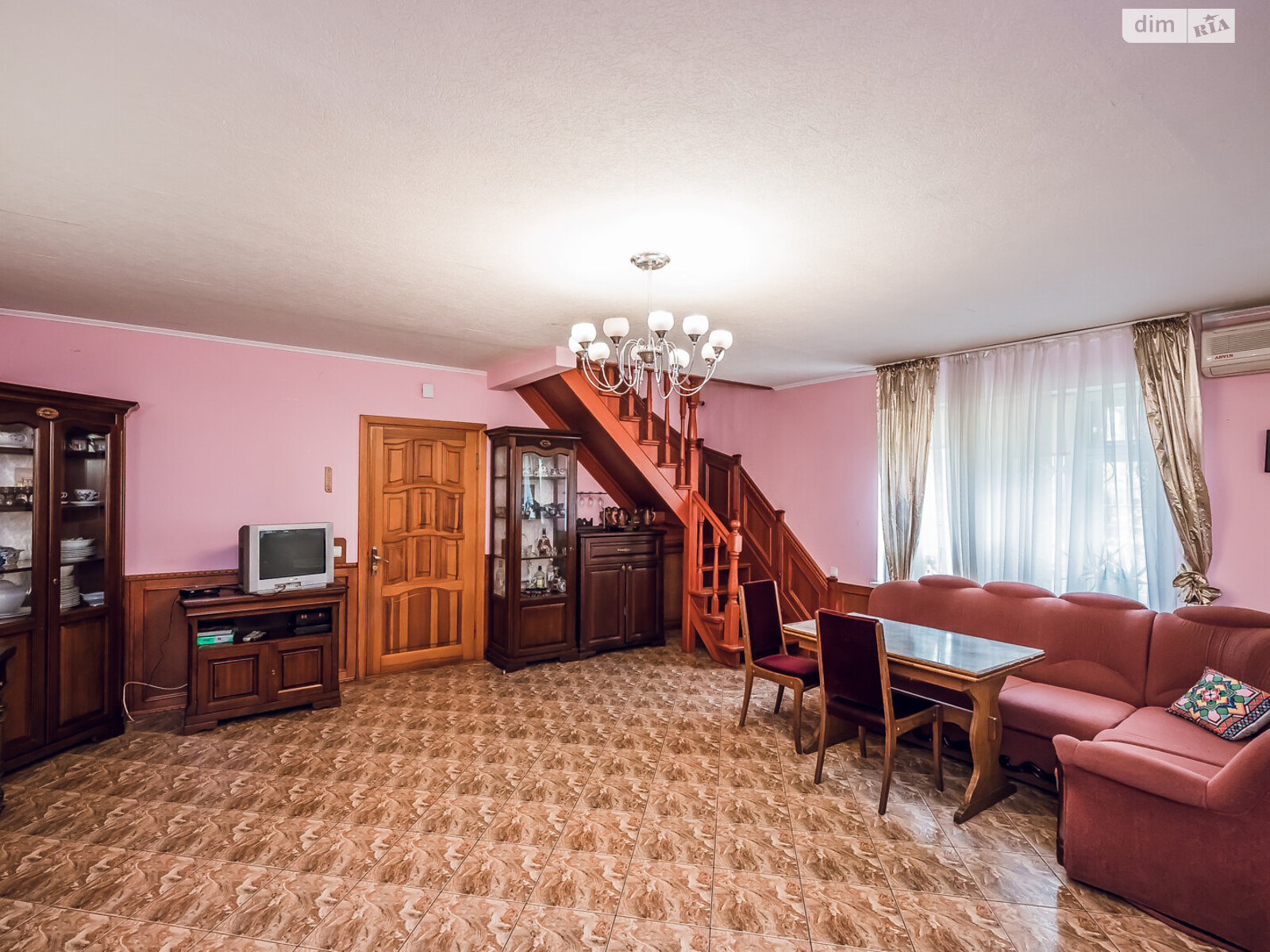 двоповерховий будинок з балконом, 220 кв. м, кирпич. Продаж в Києві, район Оболонський фото 1 двоповерховий будинок з балконом, 220 кв. м, кирпич. Продаж в Києві, район Оболонський фото 1