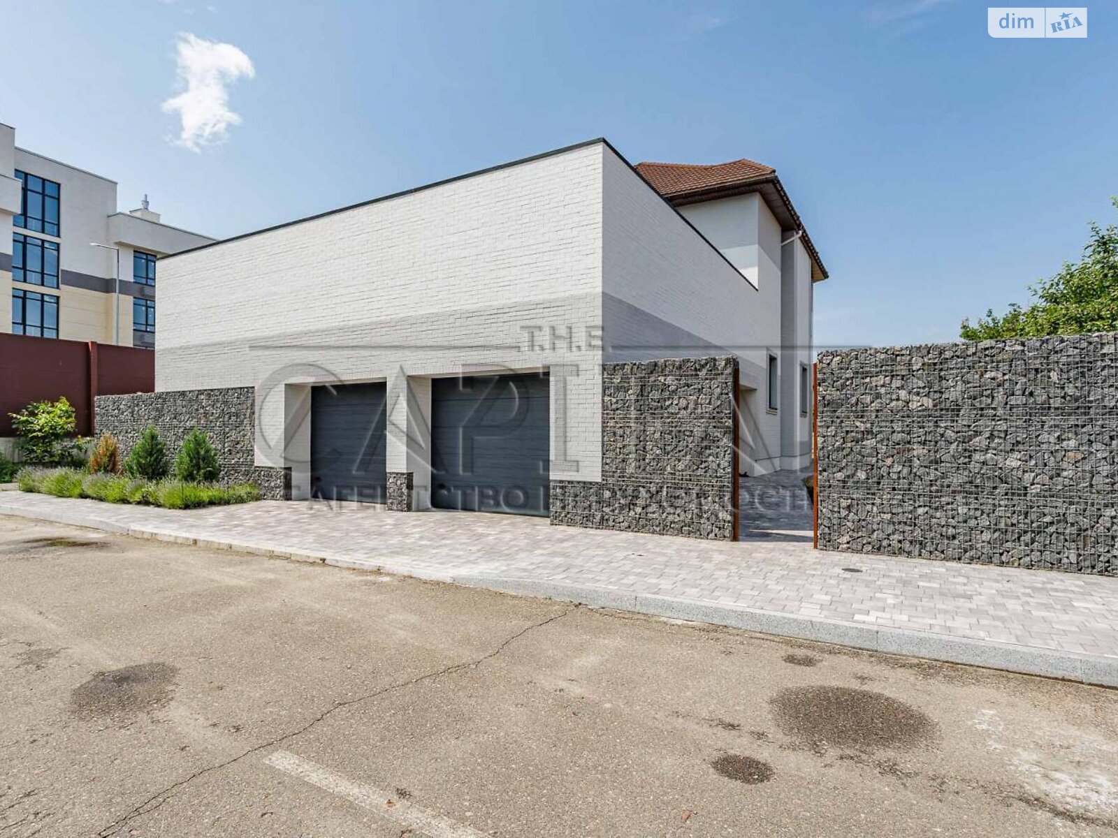 трехэтажный дом, 699.2 кв. м, кирпич. Продажа в Киеве район Оболонский фото 1 трехэтажный дом, 699.2 кв. м, кирпич. Продажа в Киеве район Оболонский фото 1