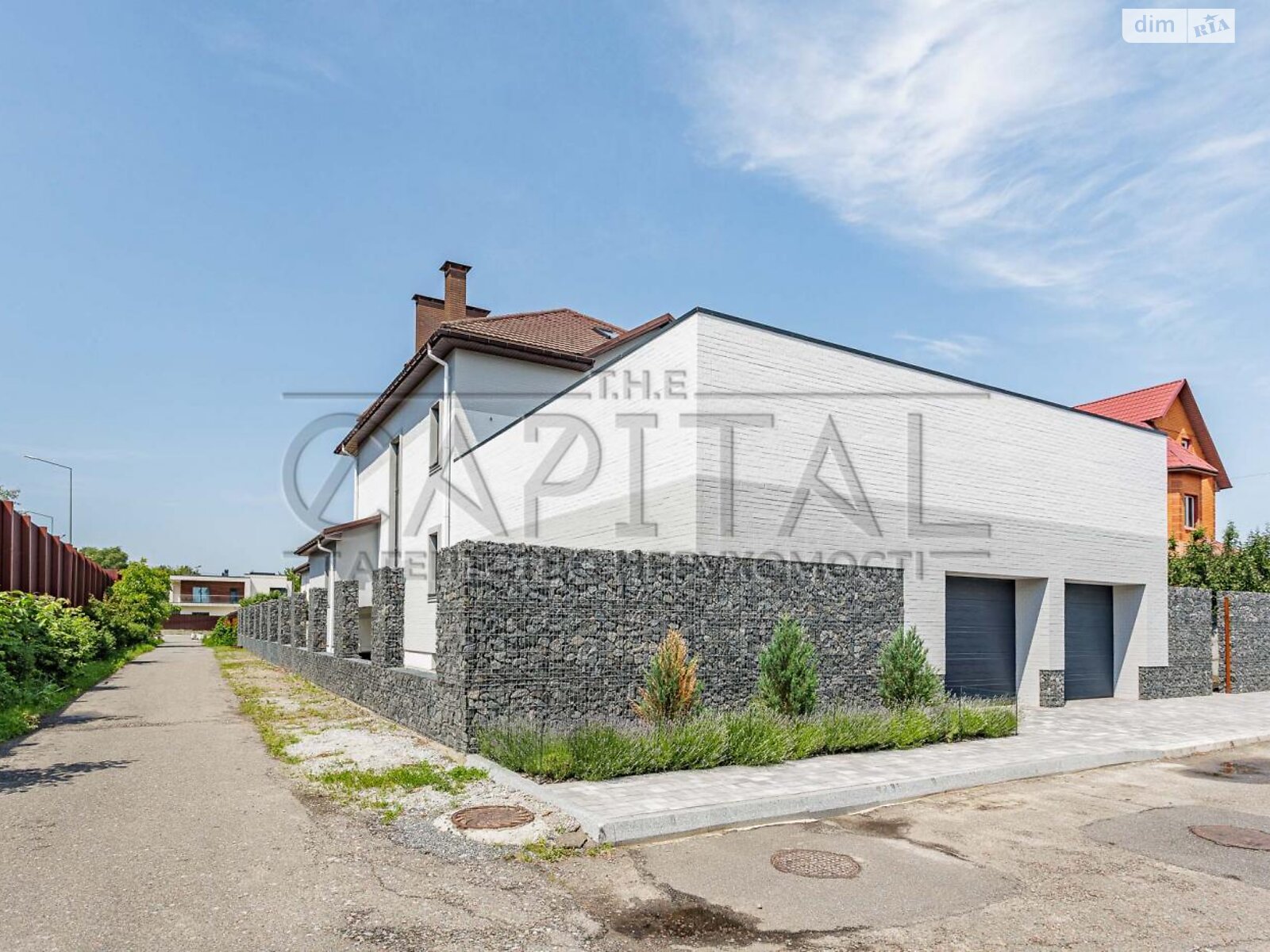 трехэтажный дом, 699.2 кв. м, кирпич. Продажа в Киеве район Оболонский фото 1 трехэтажный дом, 699.2 кв. м, кирпич. Продажа в Киеве район Оболонский фото 1