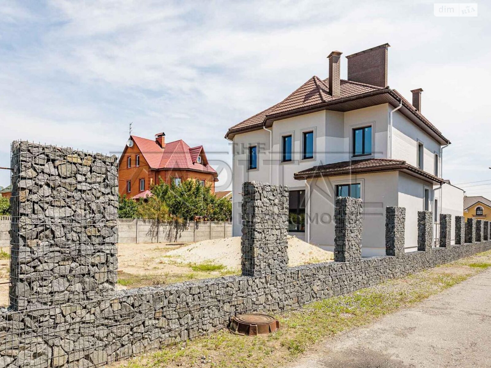 трехэтажный дом, 699.2 кв. м, кирпич. Продажа в Киеве район Оболонский фото 1 трехэтажный дом, 699.2 кв. м, кирпич. Продажа в Киеве район Оболонский фото 1