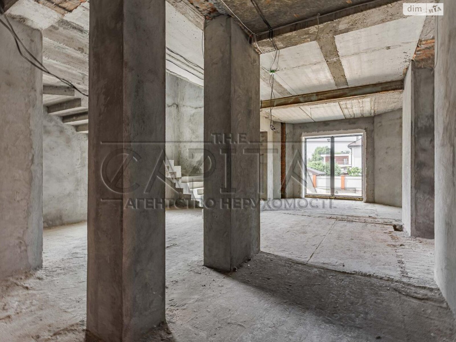 трехэтажный дом, 699.2 кв. м, кирпич. Продажа в Киеве район Оболонский фото 1 трехэтажный дом, 699.2 кв. м, кирпич. Продажа в Киеве район Оболонский фото 1