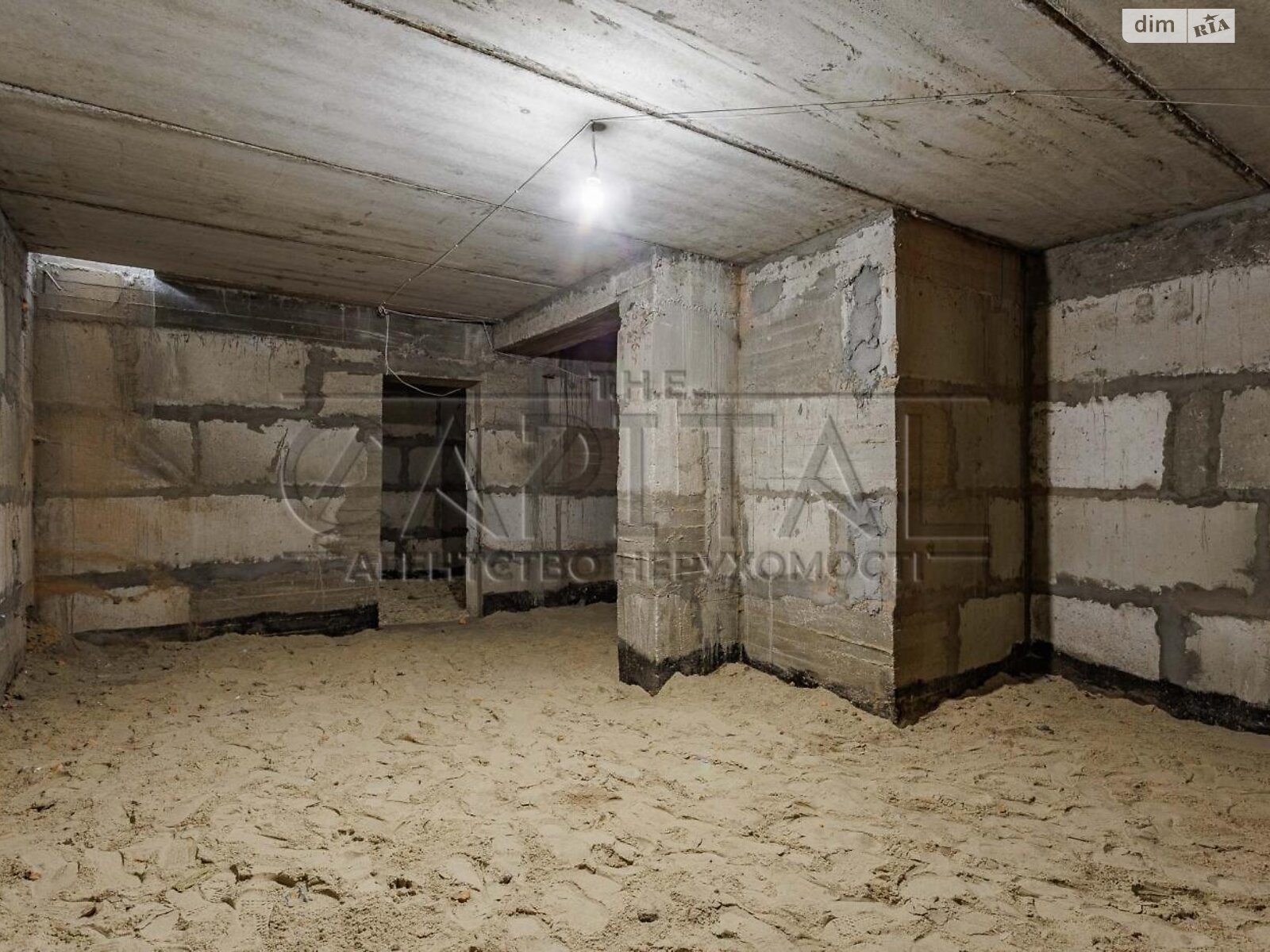 трехэтажный дом, 699.2 кв. м, кирпич. Продажа в Киеве район Оболонский фото 1 трехэтажный дом, 699.2 кв. м, кирпич. Продажа в Киеве район Оболонский фото 1