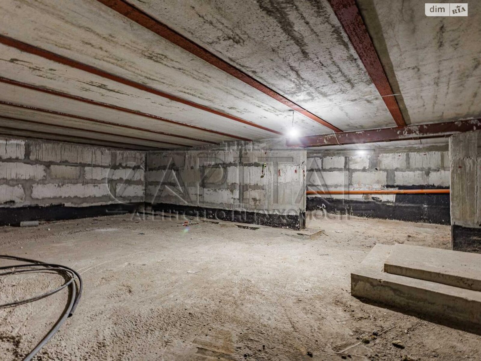 трехэтажный дом, 699.2 кв. м, кирпич. Продажа в Киеве район Оболонский фото 1 трехэтажный дом, 699.2 кв. м, кирпич. Продажа в Киеве район Оболонский фото 1