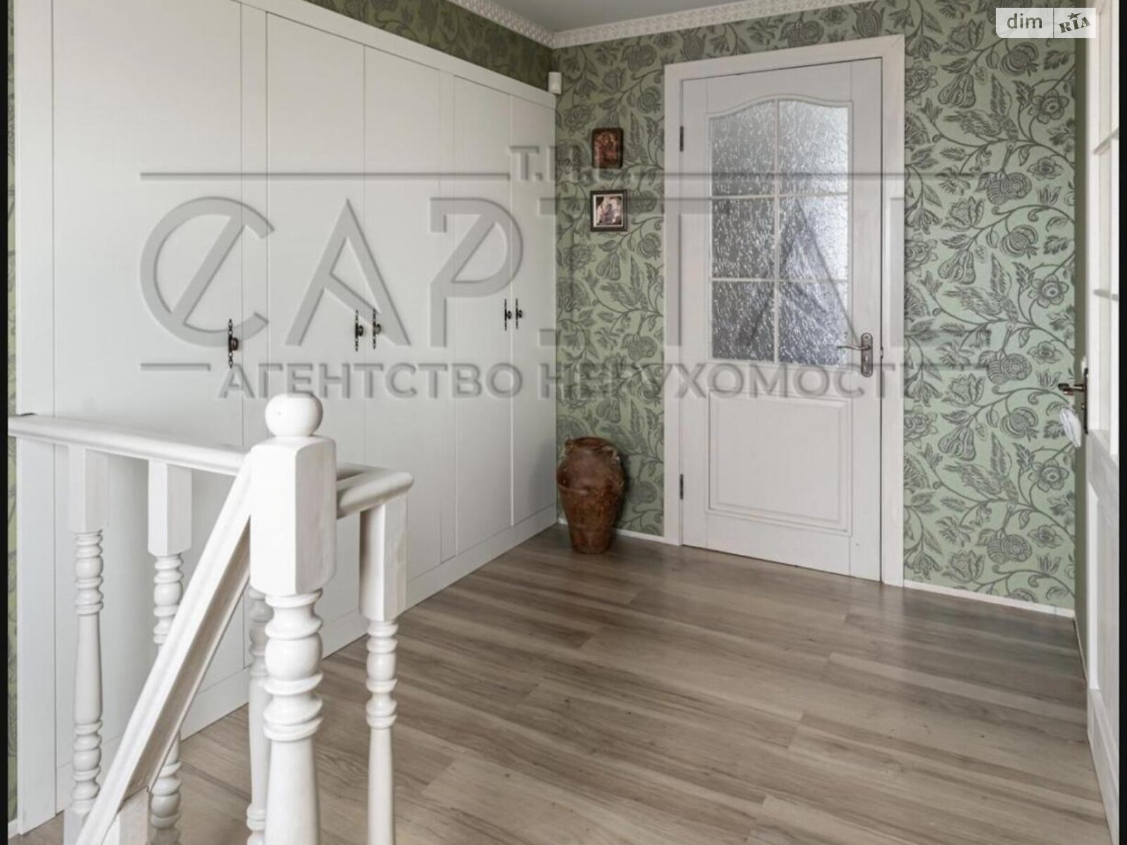 трехэтажный дом с верандой, 210 кв. м, кирпич. Продажа в Киеве район Осокорки фото 1 трехэтажный дом с верандой, 210 кв. м, кирпич. Продажа в Киеве район Осокорки фото 1