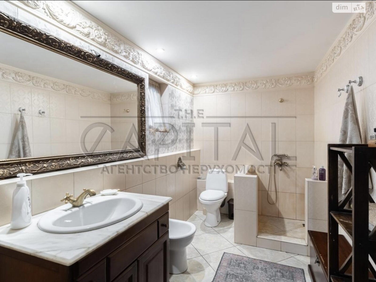 трехэтажный дом с верандой, 210 кв. м, кирпич. Продажа в Киеве район Осокорки фото 1 трехэтажный дом с верандой, 210 кв. м, кирпич. Продажа в Киеве район Осокорки фото 1