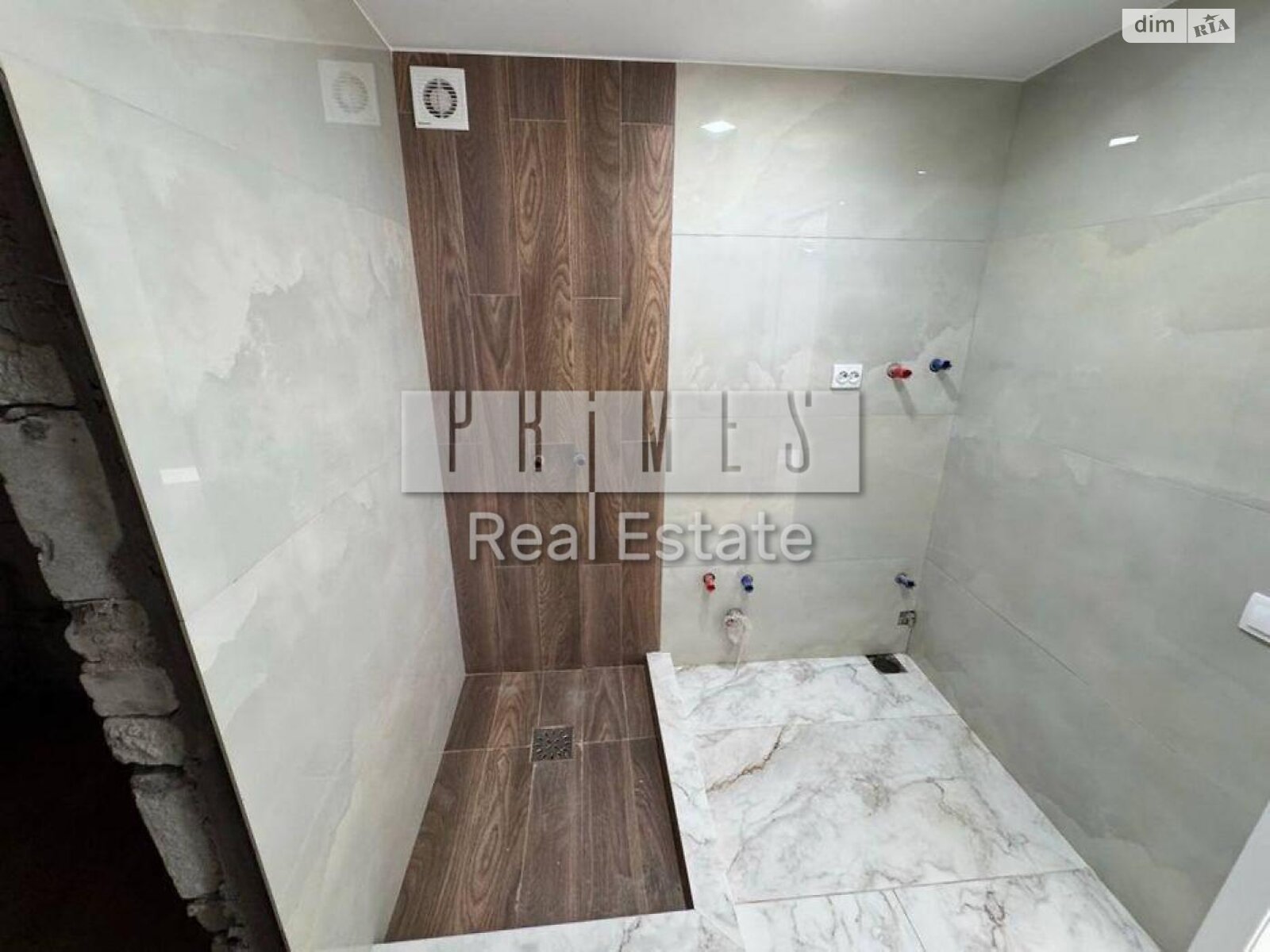 триповерховий будинок з балконом, 169 кв. м, цегла. Продаж в Києві, район Осокорки фото 1 триповерховий будинок з балконом, 169 кв. м, цегла. Продаж в Києві, район Осокорки фото 1