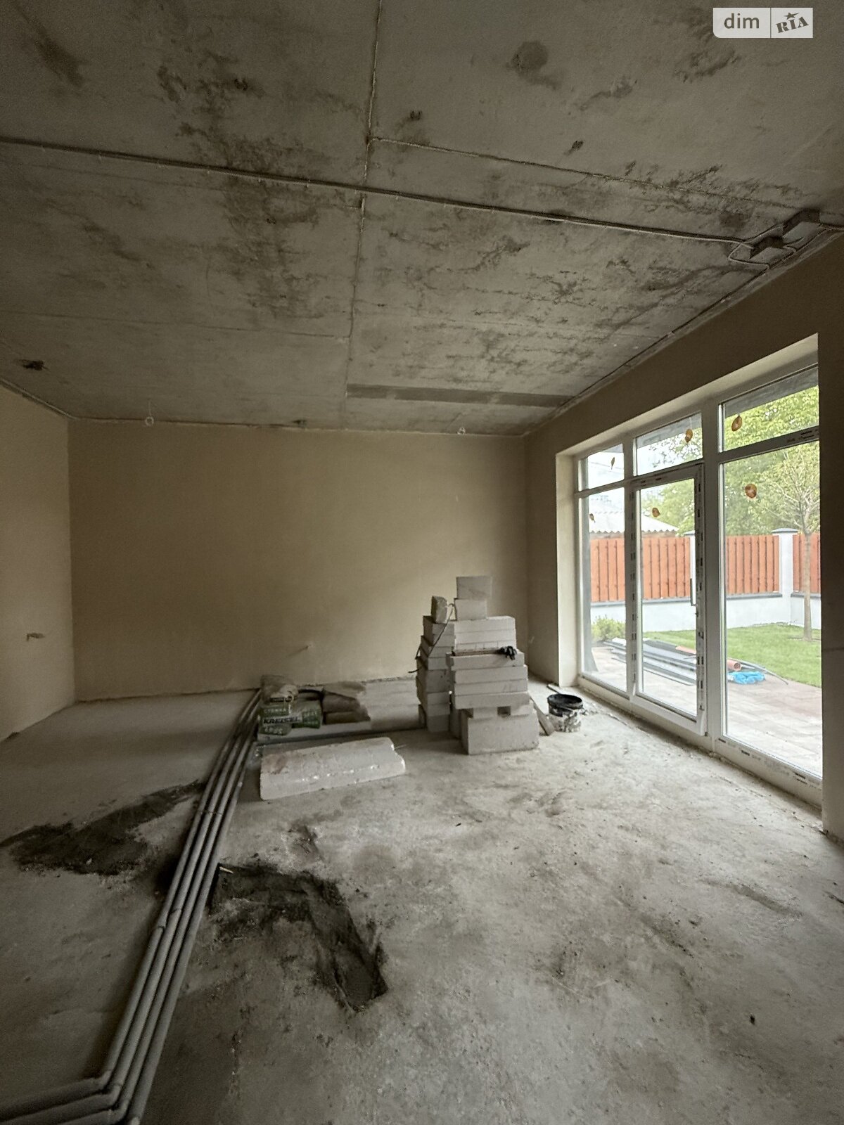двухэтажный дом с ремонтом, 130 кв. м, газобетон. Продажа в Киеве район Осокорки фото 1 двухэтажный дом с ремонтом, 130 кв. м, газобетон. Продажа в Киеве район Осокорки фото 1