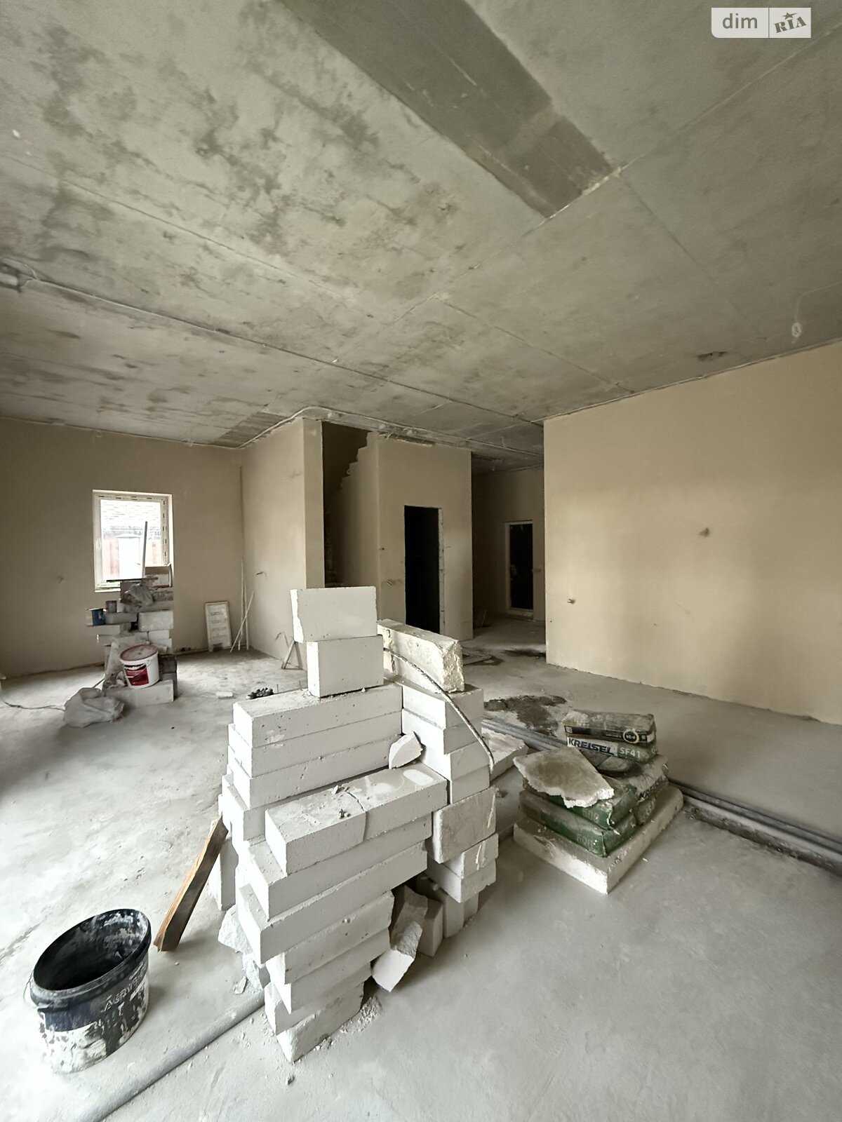 двухэтажный дом с ремонтом, 130 кв. м, газобетон. Продажа в Киеве район Осокорки фото 1 двухэтажный дом с ремонтом, 130 кв. м, газобетон. Продажа в Киеве район Осокорки фото 1