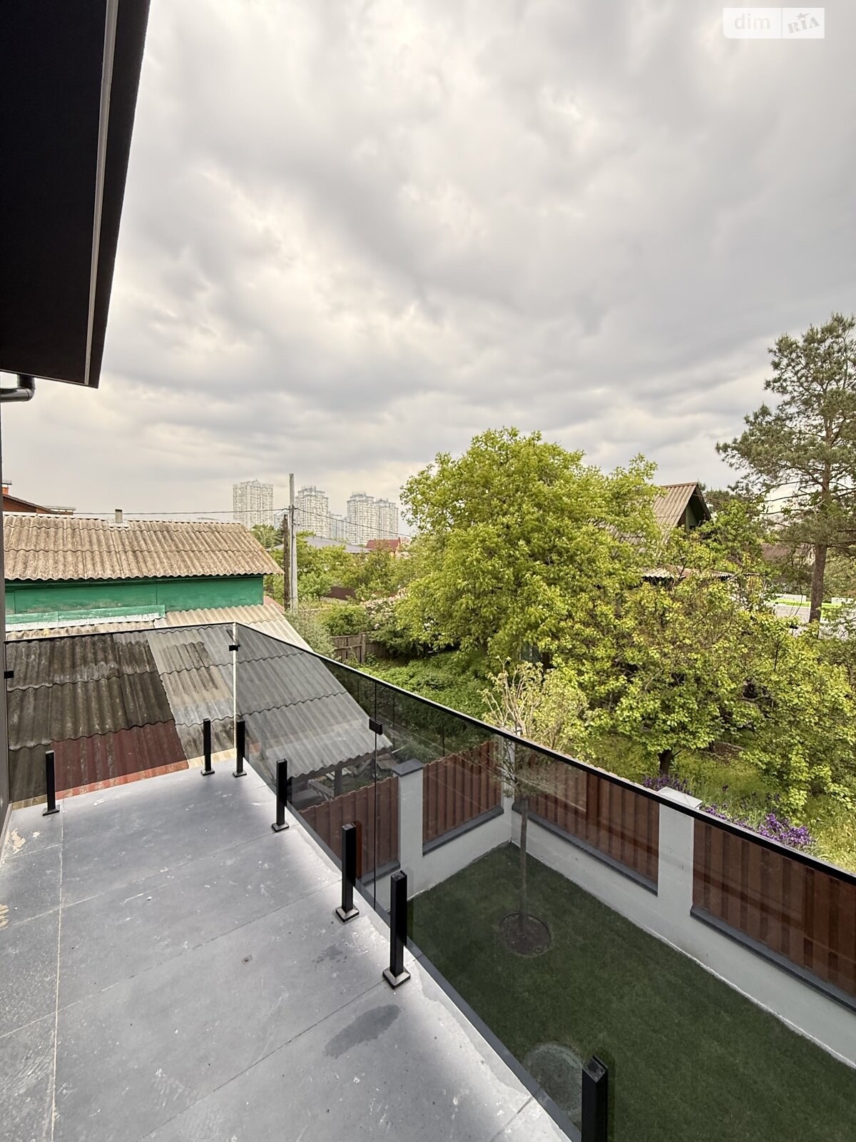 двоповерховий будинок з ремонтом, 130 кв. м, газобетон. Продаж в Києві, район Осокорки фото 1 двоповерховий будинок з ремонтом, 130 кв. м, газобетон. Продаж в Києві, район Осокорки фото 1