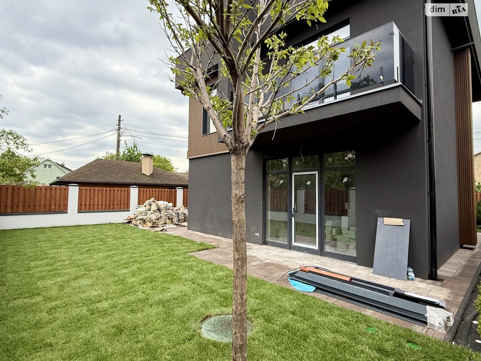 двоповерховий будинок з ремонтом, 130 кв. м, газобетон. Продаж в Києві, район Осокорки фото 1 двоповерховий будинок з ремонтом, 130 кв. м, газобетон. Продаж в Києві, район Осокорки фото 1