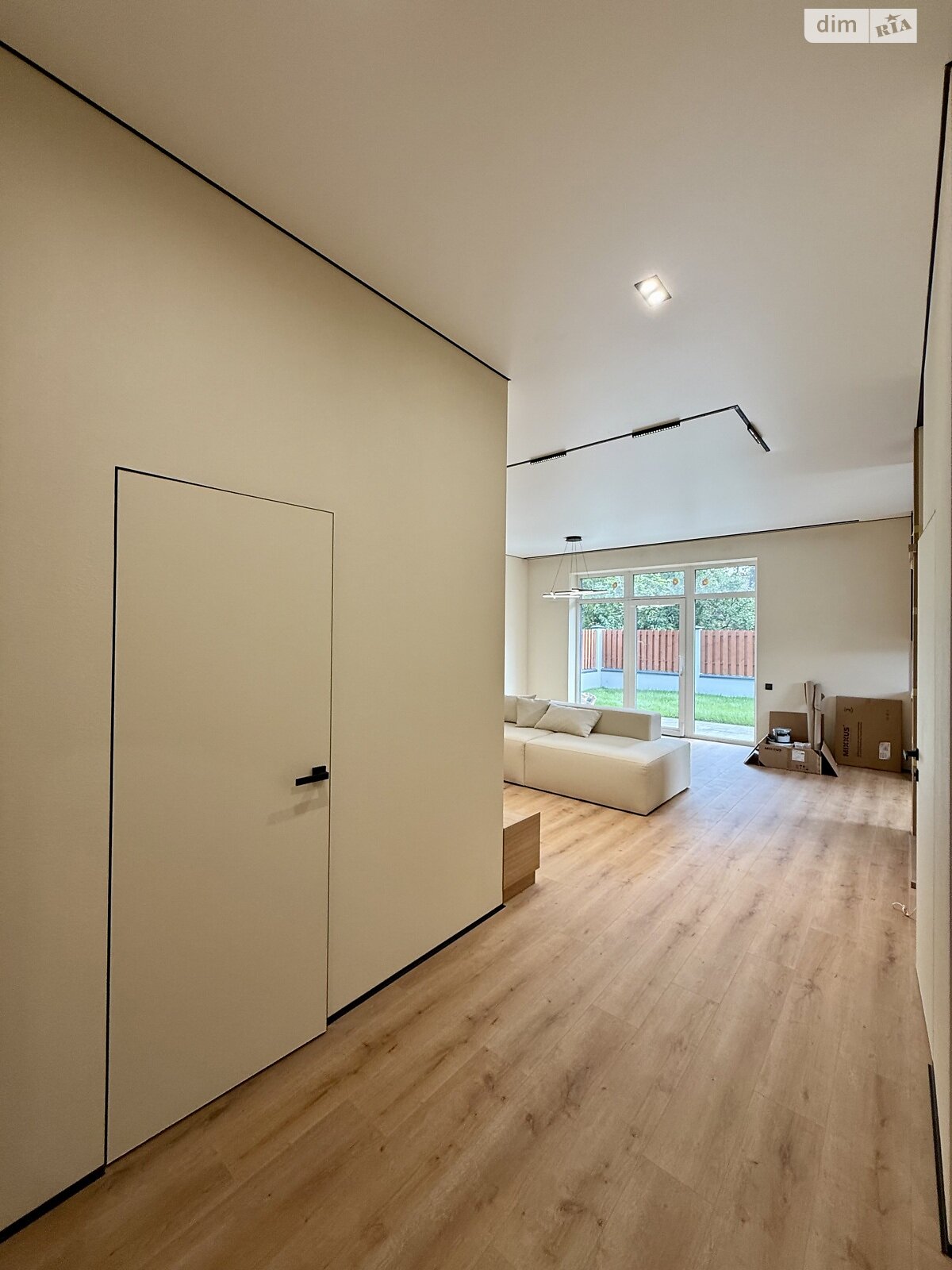 двоповерховий будинок з ремонтом, 130 кв. м, газобетон. Продаж в Києві, район Осокорки фото 1 двоповерховий будинок з ремонтом, 130 кв. м, газобетон. Продаж в Києві, район Осокорки фото 1