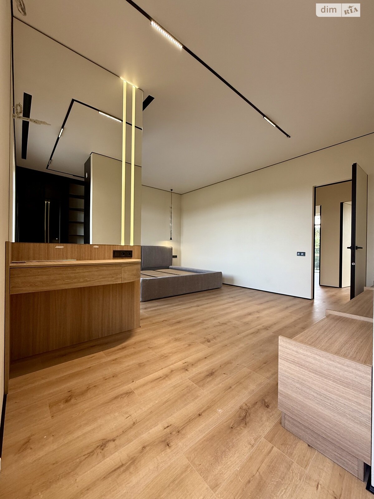 двоповерховий будинок з ремонтом, 130 кв. м, газобетон. Продаж в Києві, район Осокорки фото 1 двоповерховий будинок з ремонтом, 130 кв. м, газобетон. Продаж в Києві, район Осокорки фото 1