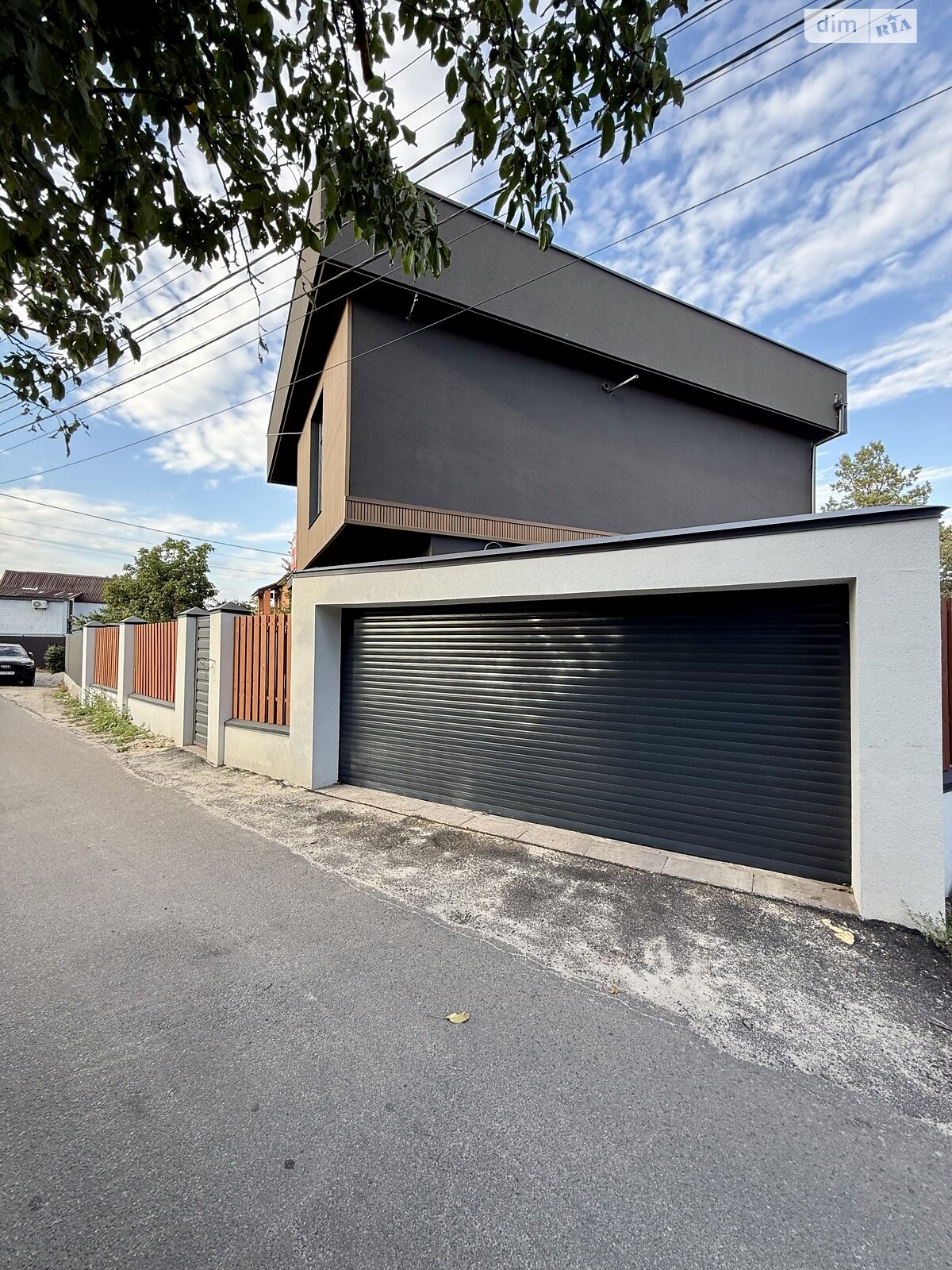 двоповерховий будинок з ремонтом, 130 кв. м, газобетон. Продаж в Києві, район Осокорки фото 1 двоповерховий будинок з ремонтом, 130 кв. м, газобетон. Продаж в Києві, район Осокорки фото 1