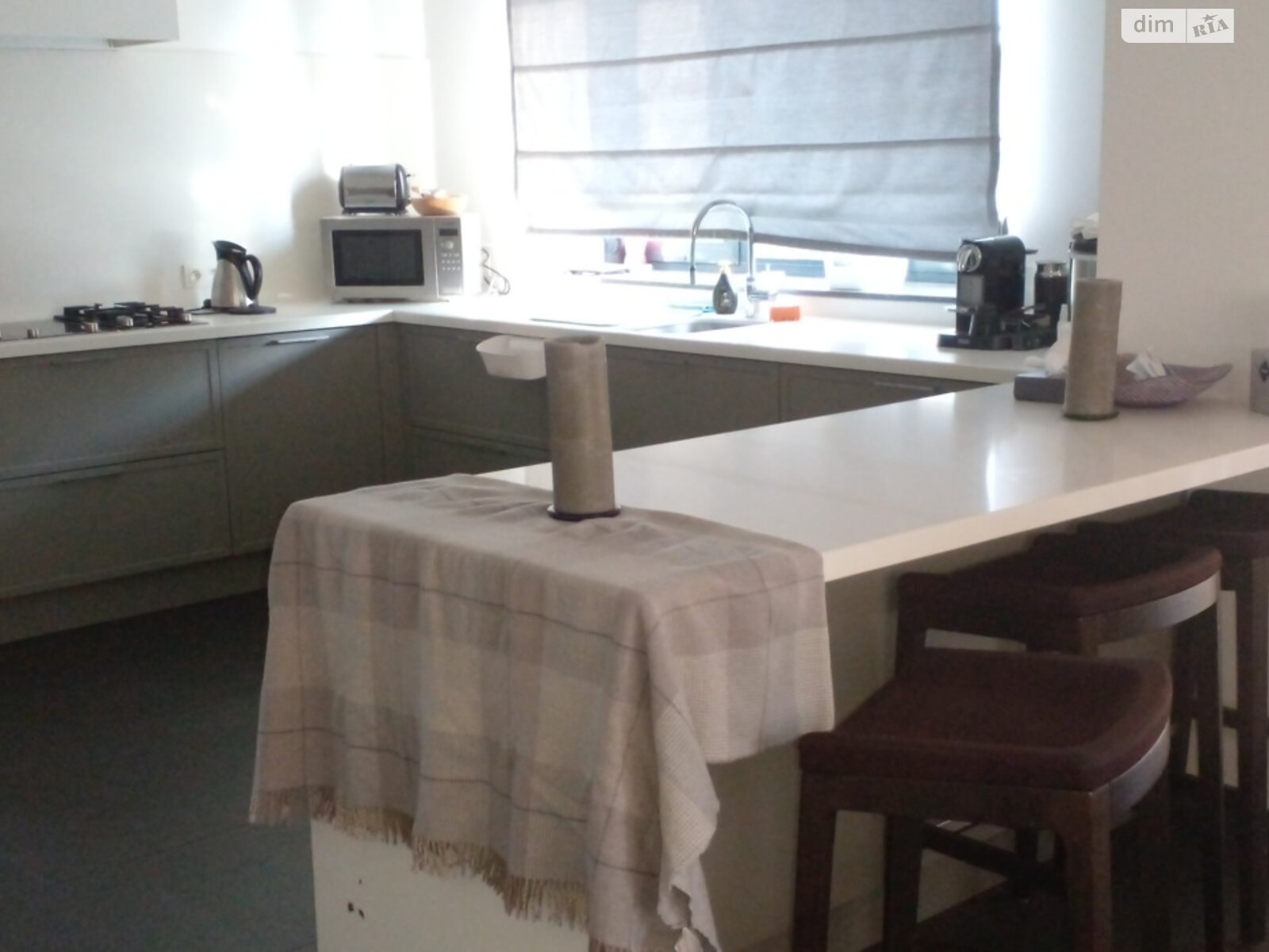 триповерховий будинок з гаражем, 350 кв. м, цегла. Продаж в Києві, район Осокорки фото 1 триповерховий будинок з гаражем, 350 кв. м, цегла. Продаж в Києві, район Осокорки фото 1