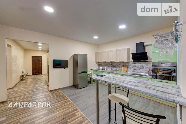 двоповерховий будинок, 299 кв. м, кирпич. Продаж в Києві, район Осокорки фото 1 двоповерховий будинок, 299 кв. м, кирпич. Продаж в Києві, район Осокорки фото 1