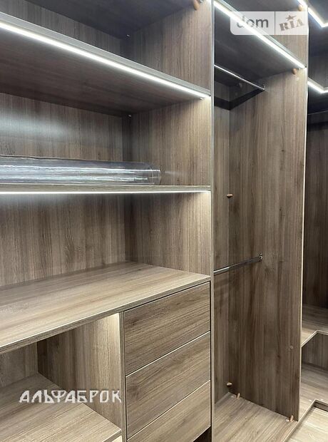 двоповерховий будинок, 248 кв. м, кирпич. Продаж в Києві, район Осокорки фото 1 двоповерховий будинок, 248 кв. м, кирпич. Продаж в Києві, район Осокорки фото 1