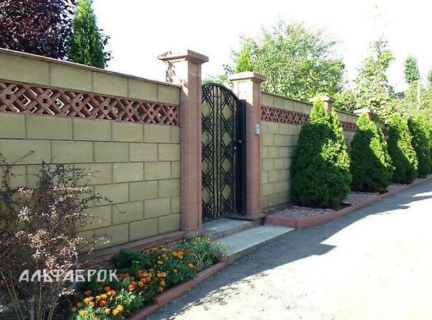 триповерховий будинок, 383 кв. м, кирпич. Продаж в Києві, район Осокорки фото 1 триповерховий будинок, 383 кв. м, кирпич. Продаж в Києві, район Осокорки фото 1