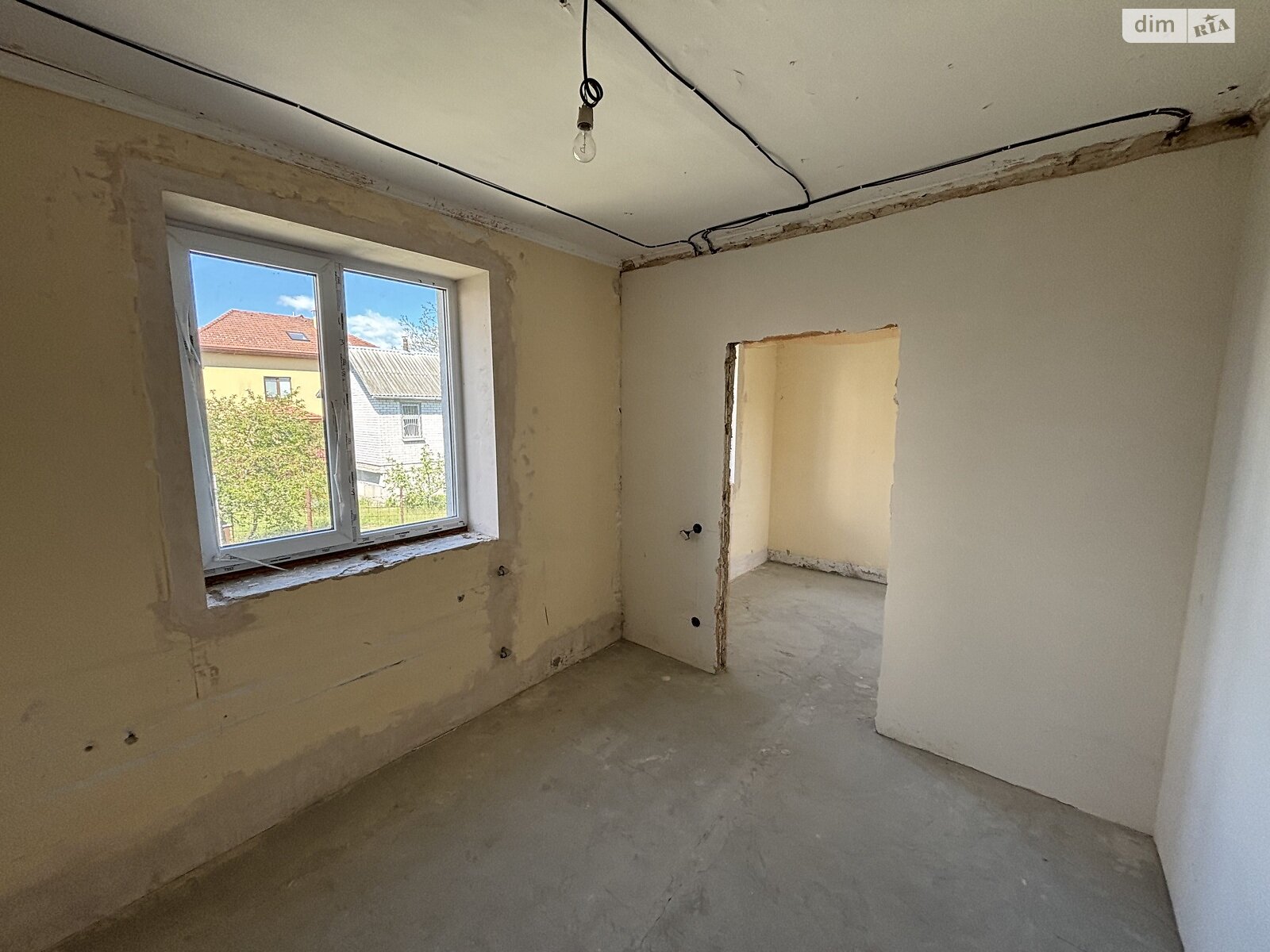 трехэтажный дом, 133 кв. м, кирпич. Продажа в Киеве район Осокорки фото 1 трехэтажный дом, 133 кв. м, кирпич. Продажа в Киеве район Осокорки фото 1