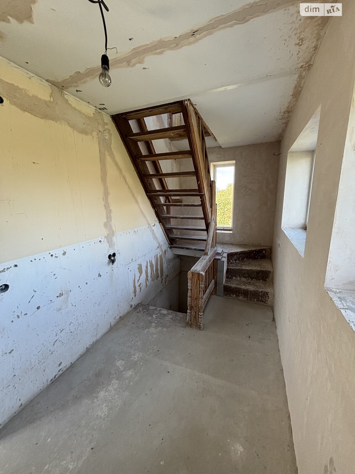 трехэтажный дом, 133 кв. м, кирпич. Продажа в Киеве район Осокорки фото 1 трехэтажный дом, 133 кв. м, кирпич. Продажа в Киеве район Осокорки фото 1
