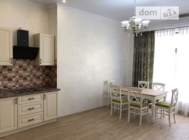 двухэтажный дом с садом, 240 кв. м, кирпич. Продажа в Киеве район Осокорки фото 1 двухэтажный дом с садом, 240 кв. м, кирпич. Продажа в Киеве район Осокорки фото 1