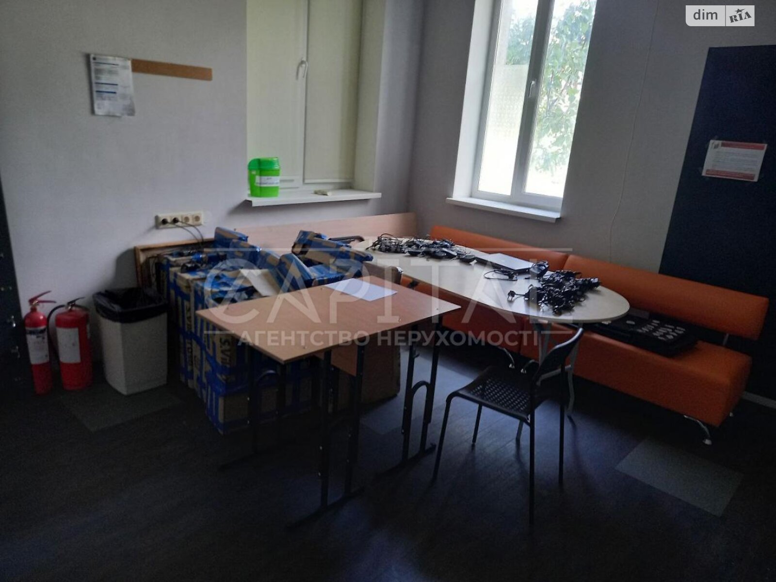 трехэтажный дом, 601.3 кв. м, кирпич. Продажа в Киеве район Осокорки фото 1 трехэтажный дом, 601.3 кв. м, кирпич. Продажа в Киеве район Осокорки фото 1