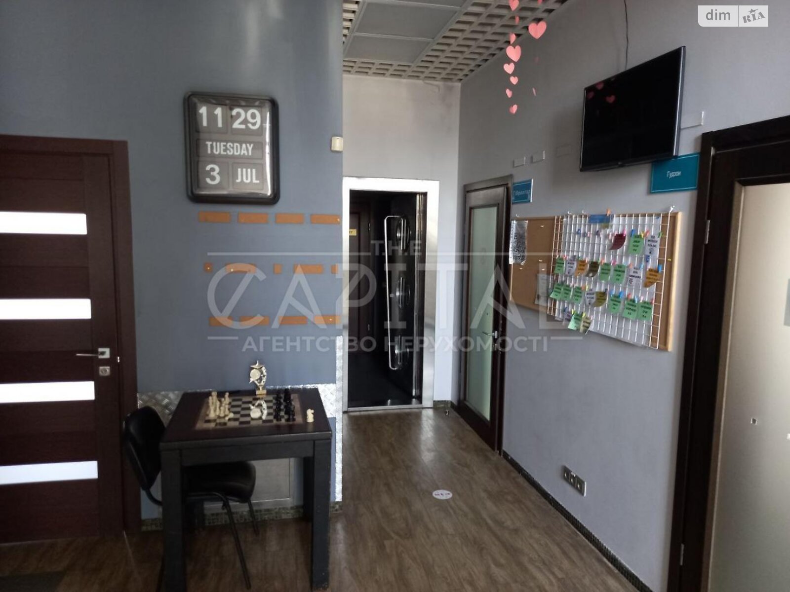 трехэтажный дом, 601.3 кв. м, кирпич. Продажа в Киеве район Осокорки фото 1 трехэтажный дом, 601.3 кв. м, кирпич. Продажа в Киеве район Осокорки фото 1