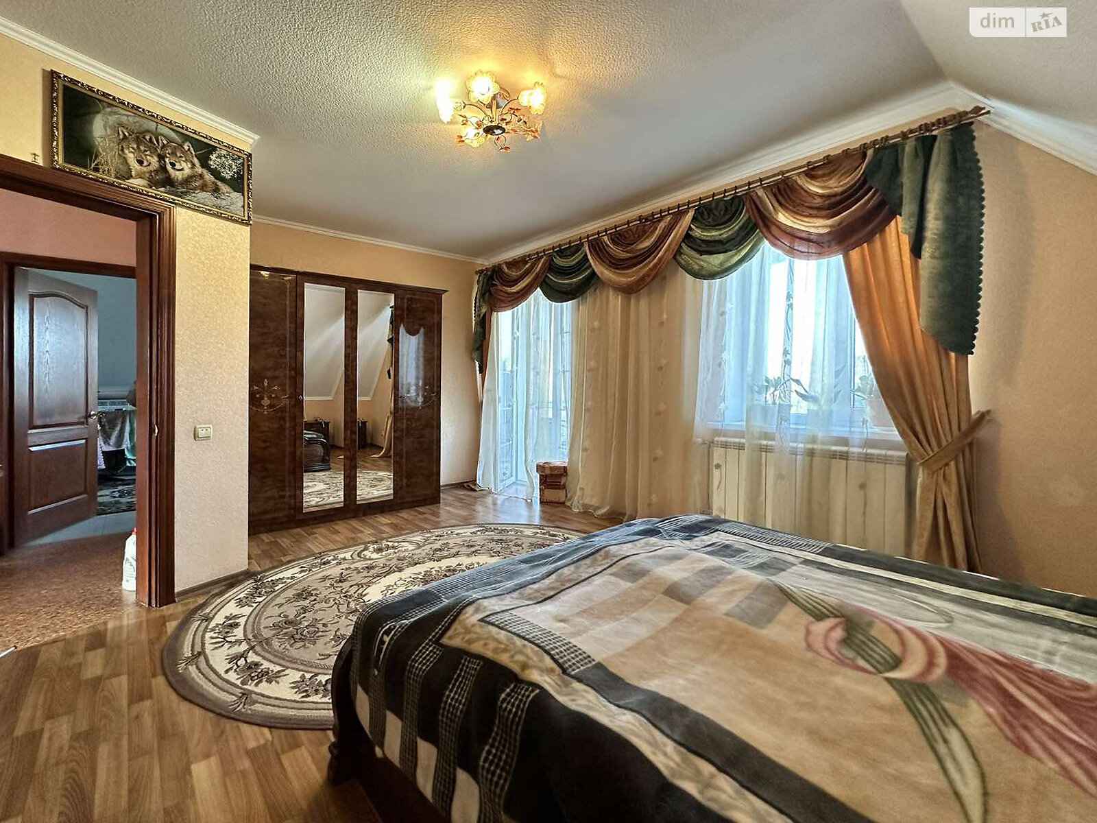 двухэтажный дом с ремонтом, 240 кв. м, кирпич. Продажа в Киеве район Осокорки фото 1 двухэтажный дом с ремонтом, 240 кв. м, кирпич. Продажа в Киеве район Осокорки фото 1