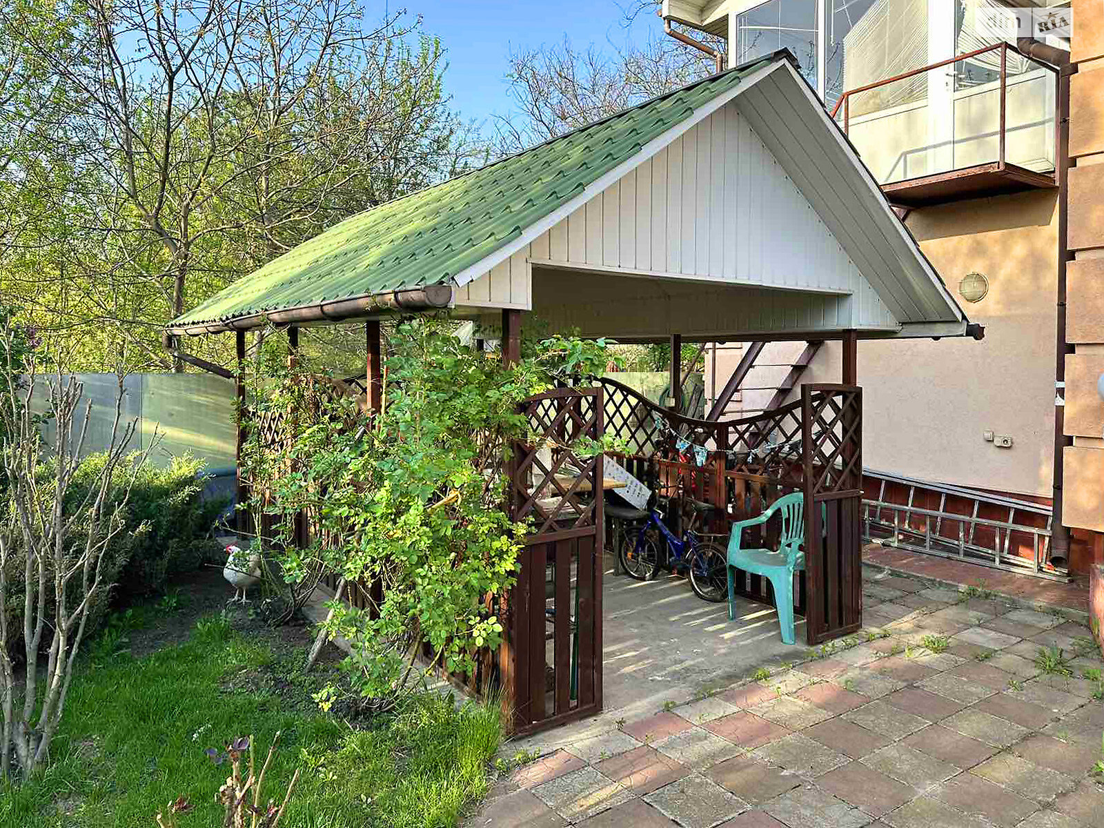 двухэтажный дом с ремонтом, 240 кв. м, кирпич. Продажа в Киеве район Осокорки фото 1 двухэтажный дом с ремонтом, 240 кв. м, кирпич. Продажа в Киеве район Осокорки фото 1