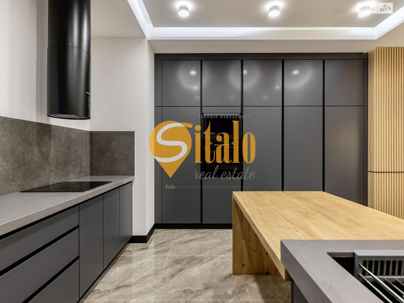 двоповерховий будинок з гаражем, 320 кв. м, цегла. Продаж у Гнідині фото 1 двоповерховий будинок з гаражем, 320 кв. м, цегла. Продаж у Гнідині фото 1