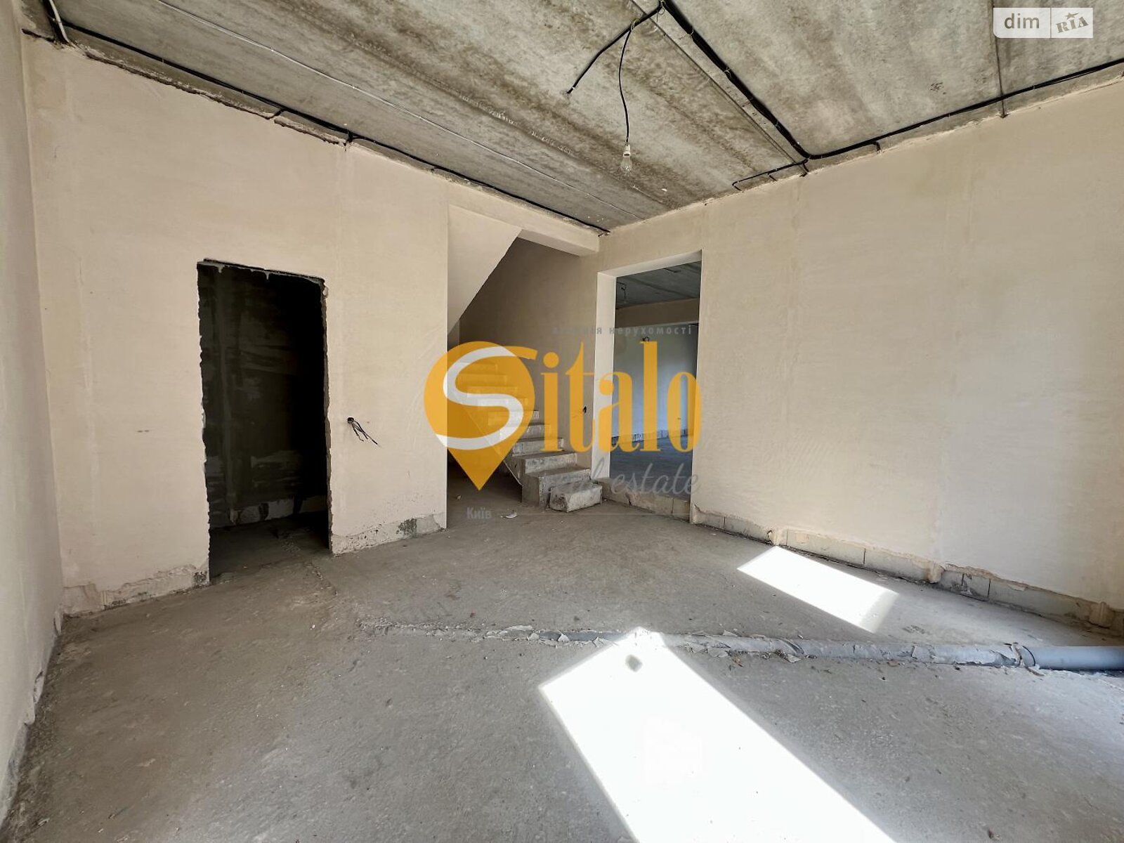двоповерховий будинок з гаражем, 232 кв. м, цегла. Продаж в Києві, район Осокорки фото 1 двоповерховий будинок з гаражем, 232 кв. м, цегла. Продаж в Києві, район Осокорки фото 1