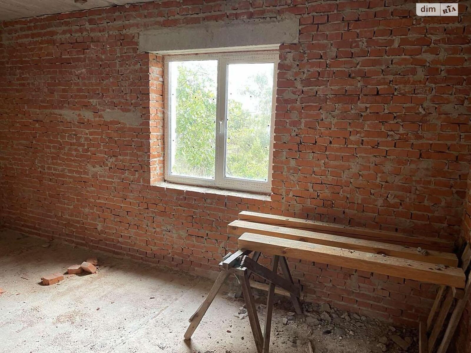 трехэтажный дом, 325 кв. м, кирпич. Продажа в Киеве район Осокорки фото 1 трехэтажный дом, 325 кв. м, кирпич. Продажа в Киеве район Осокорки фото 1