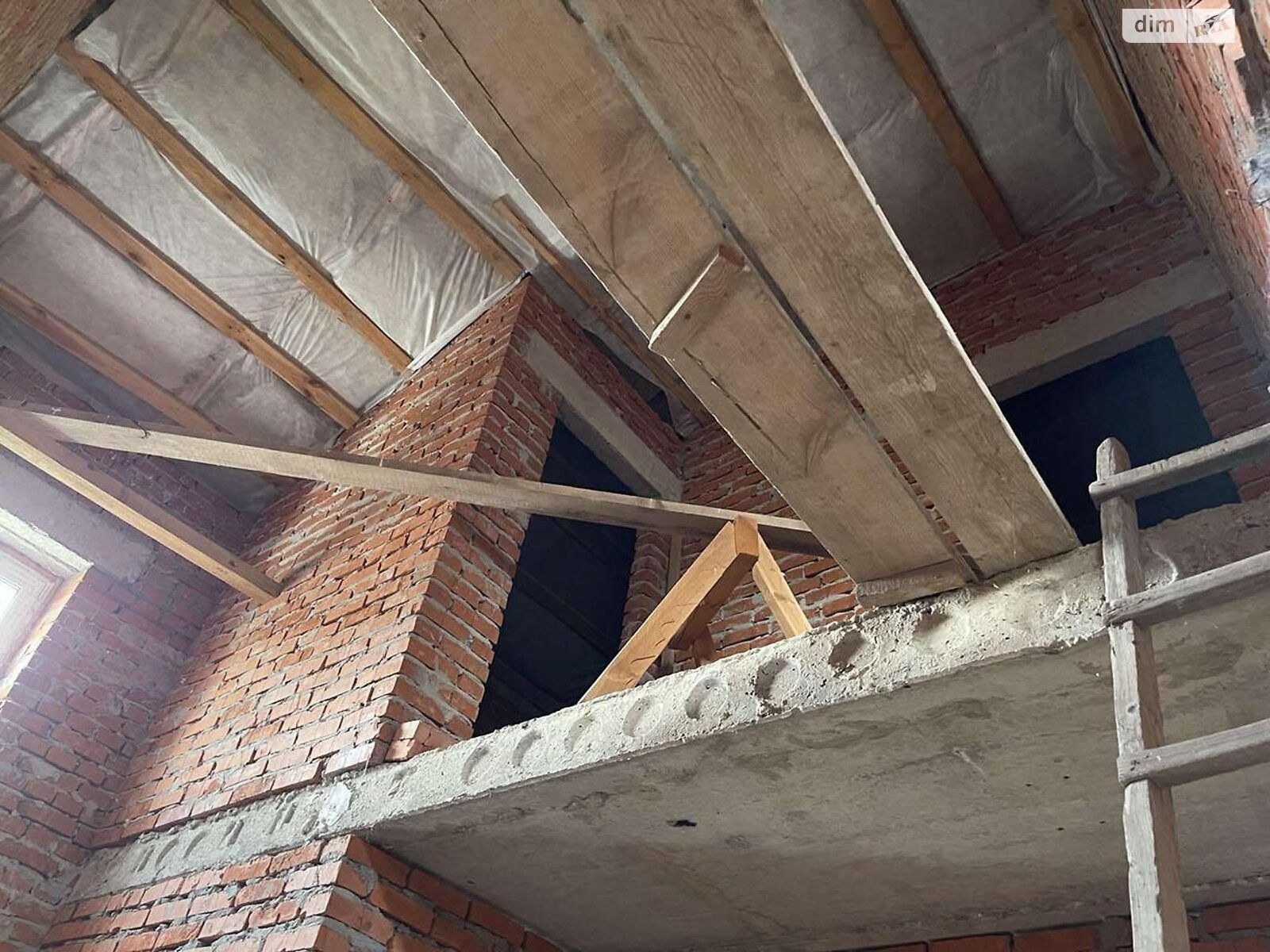 трехэтажный дом, 325 кв. м, кирпич. Продажа в Киеве район Осокорки фото 1 трехэтажный дом, 325 кв. м, кирпич. Продажа в Киеве район Осокорки фото 1