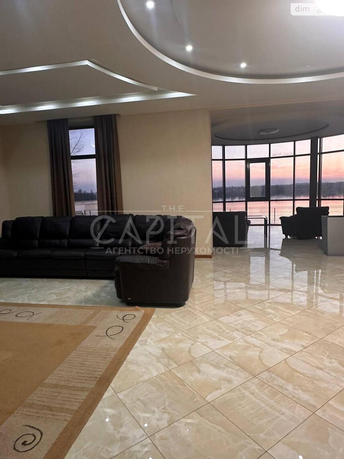 триповерховий будинок з гаражем, 673 кв. м, цегла. Продаж в Києві, район Осокорки фото 1 триповерховий будинок з гаражем, 673 кв. м, цегла. Продаж в Києві, район Осокорки фото 1