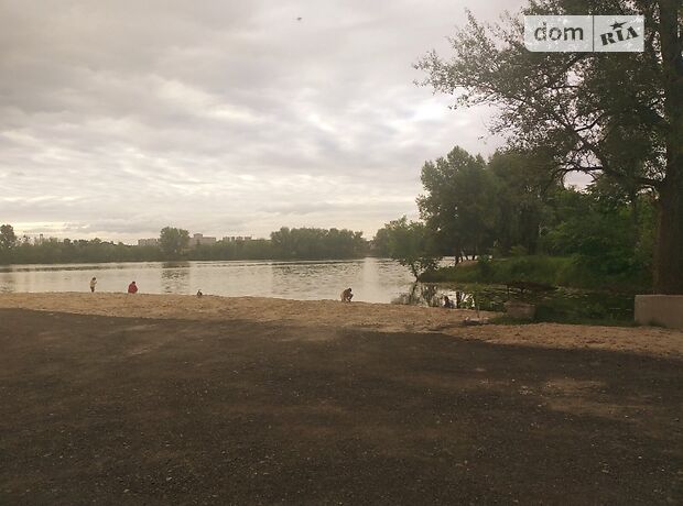 трехэтажный дом с камином, 300 кв. м, керамический блок. Продажа в Киеве район Осокорки фото 1 трехэтажный дом с камином, 300 кв. м, керамический блок. Продажа в Киеве район Осокорки фото 1