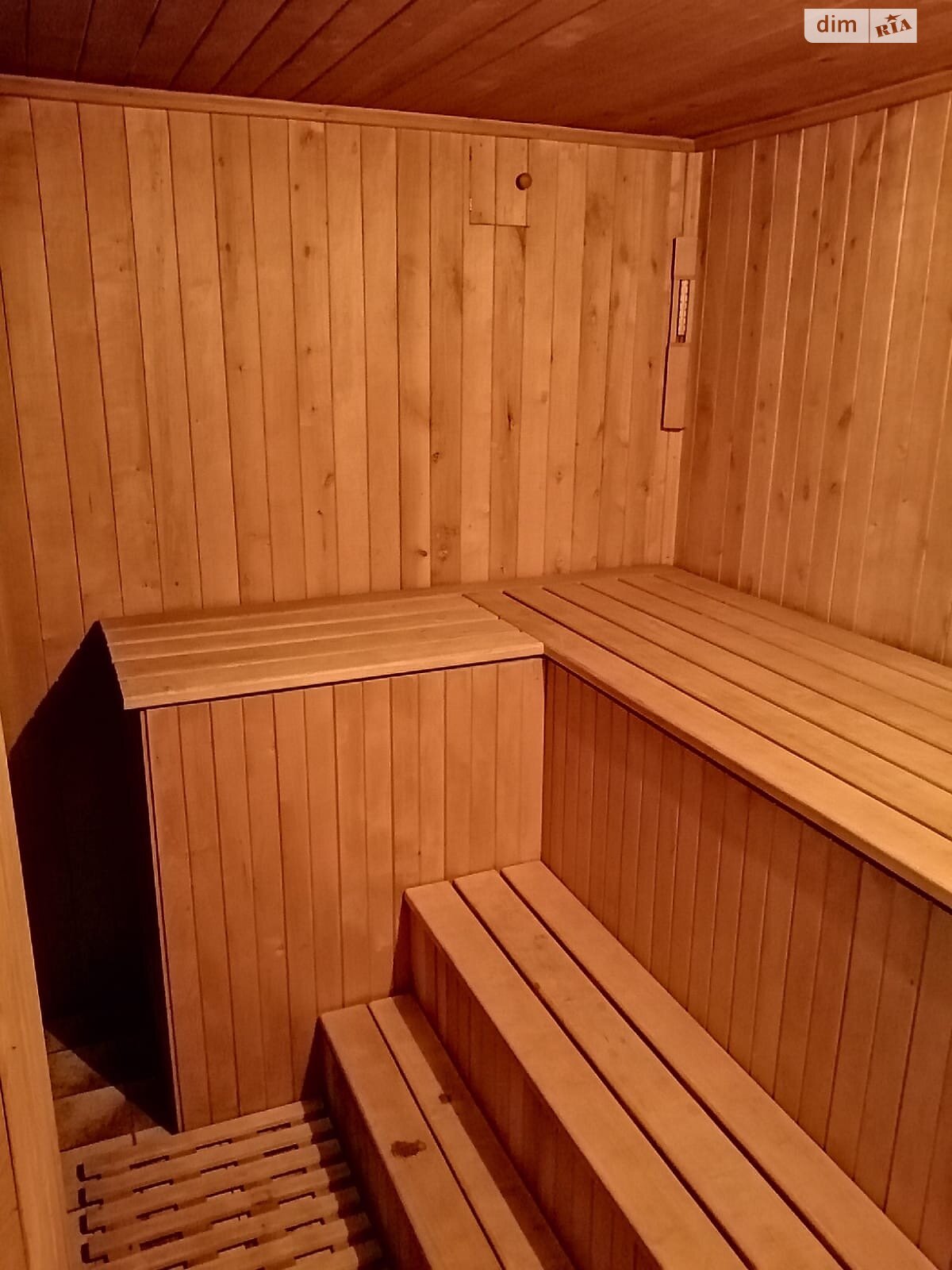 триповерховий будинок, 120 кв. м, цегла. Продаж в Києві, район Осокорки фото 1 триповерховий будинок, 120 кв. м, цегла. Продаж в Києві, район Осокорки фото 1