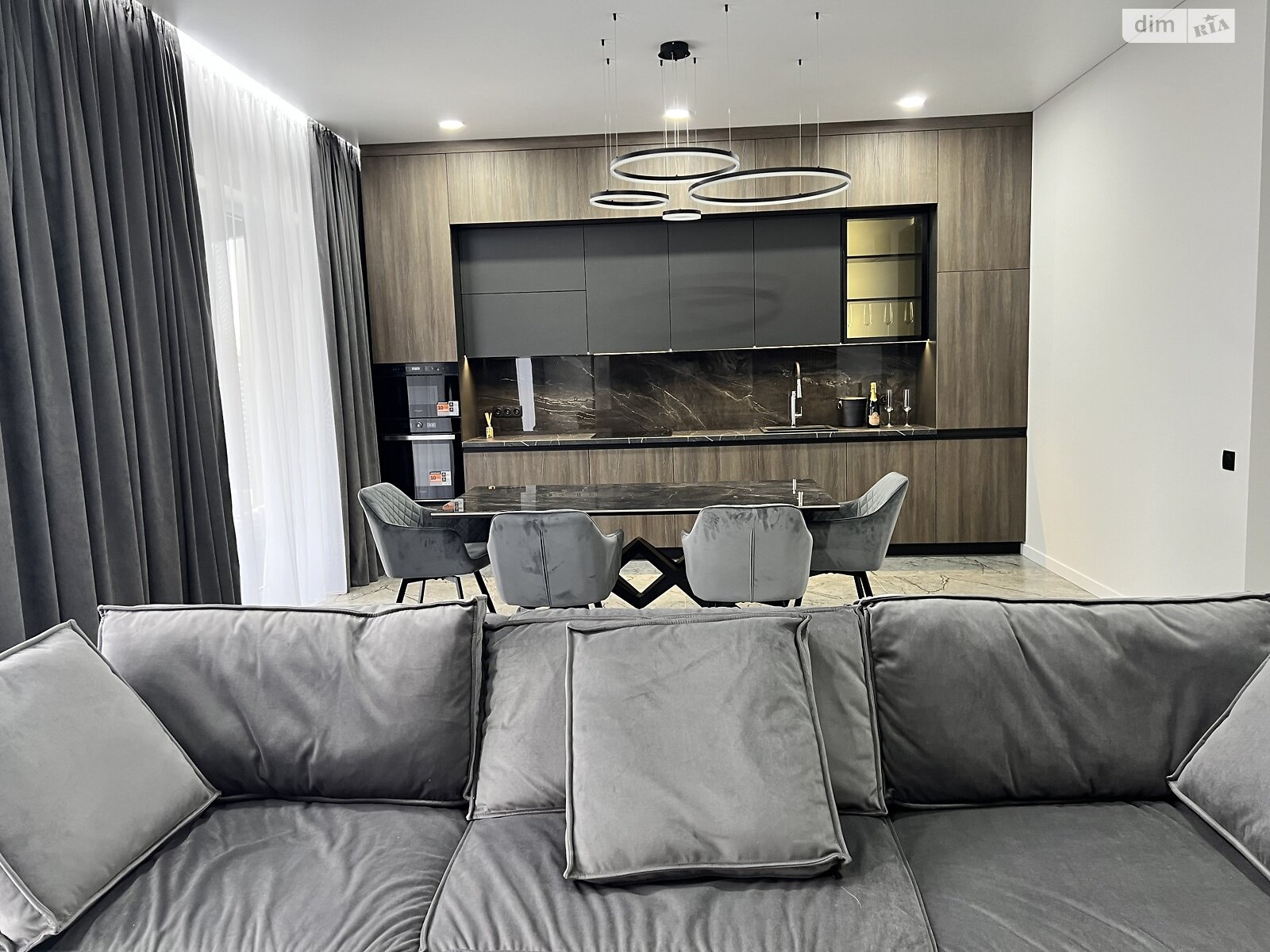 двухэтажный дом с верандой, 145 кв. м, кирпич. Продажа в Киеве район Осокорки фото 1 двухэтажный дом с верандой, 145 кв. м, кирпич. Продажа в Киеве район Осокорки фото 1