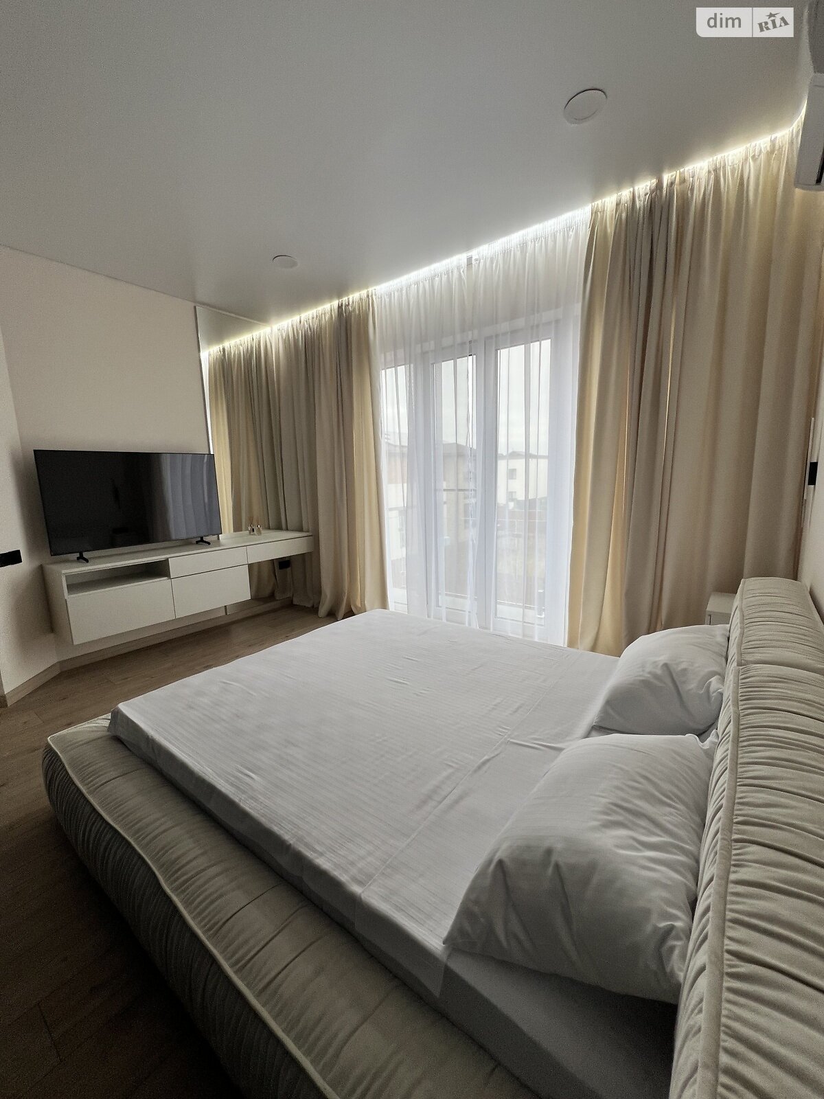 двухэтажный дом с верандой, 145 кв. м, кирпич. Продажа в Киеве район Осокорки фото 1 двухэтажный дом с верандой, 145 кв. м, кирпич. Продажа в Киеве район Осокорки фото 1