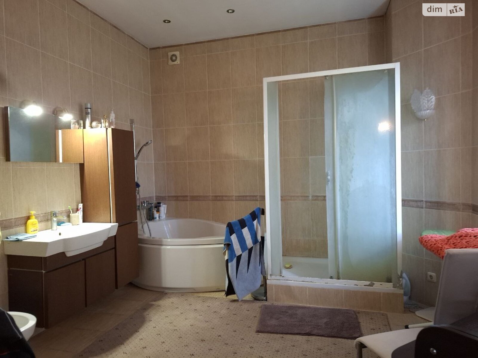 двухэтажный дом с гаражом, 282.8 кв. м, кирпич. Продажа в Киеве район Осокорки фото 1 двухэтажный дом с гаражом, 282.8 кв. м, кирпич. Продажа в Киеве район Осокорки фото 1