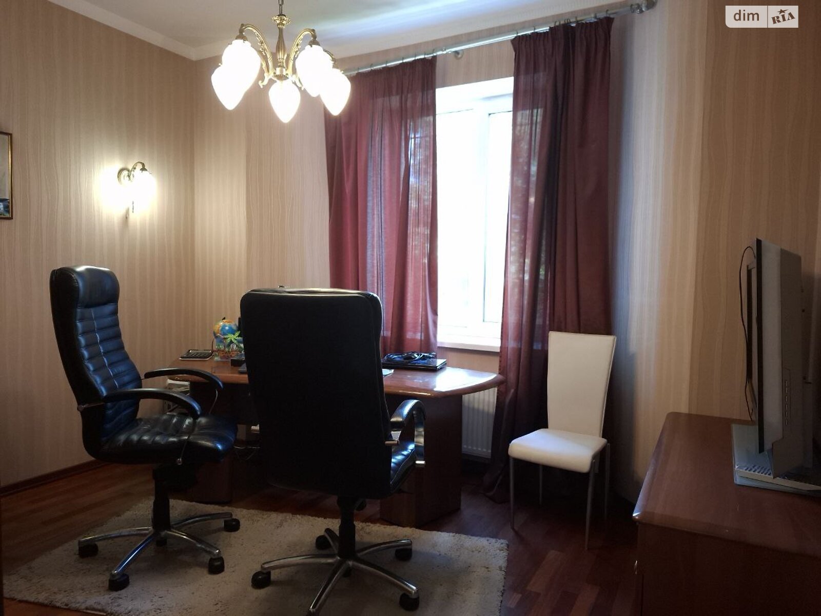 двухэтажный дом с гаражом, 282.8 кв. м, кирпич. Продажа в Киеве район Осокорки фото 1 двухэтажный дом с гаражом, 282.8 кв. м, кирпич. Продажа в Киеве район Осокорки фото 1