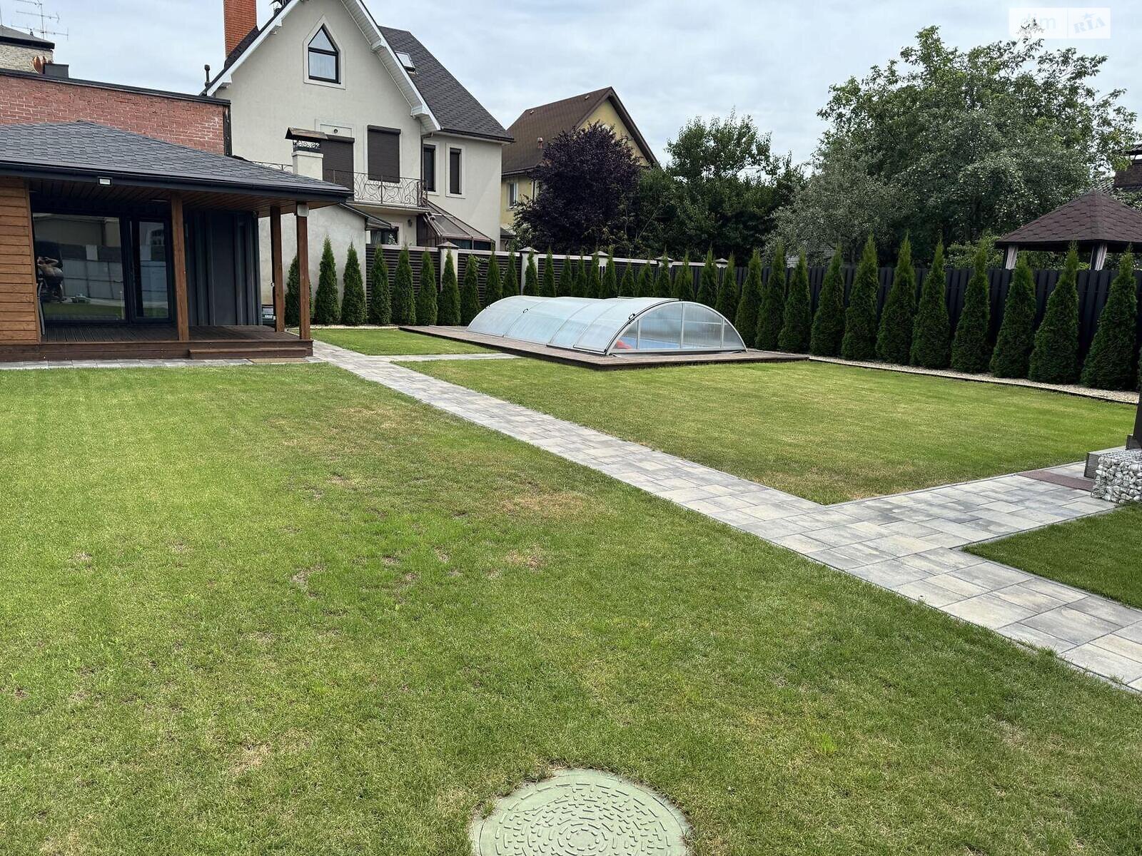 одноэтажный дом, 70 кв. м, кирпич. Продажа в Киеве район Осокорки фото 1 одноэтажный дом, 70 кв. м, кирпич. Продажа в Киеве район Осокорки фото 1