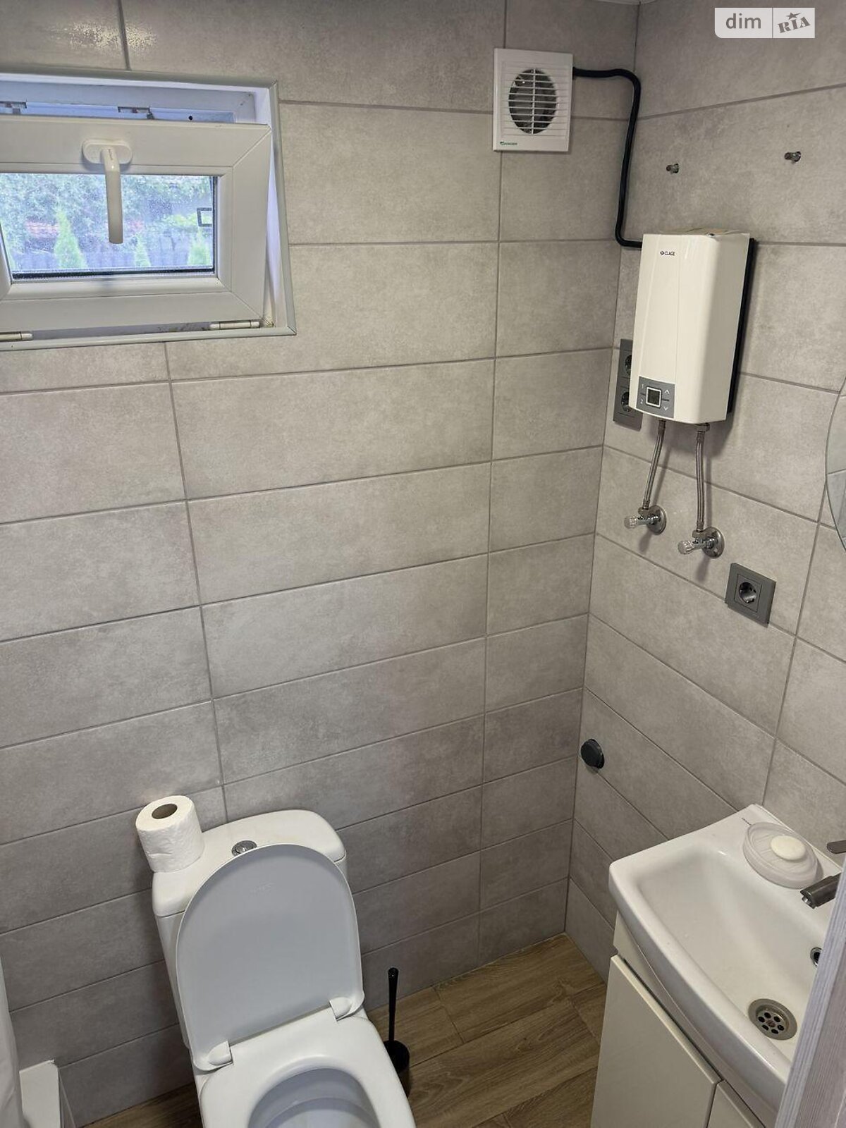 одноэтажный дом, 70 кв. м, кирпич. Продажа в Киеве район Осокорки фото 1 одноэтажный дом, 70 кв. м, кирпич. Продажа в Киеве район Осокорки фото 1