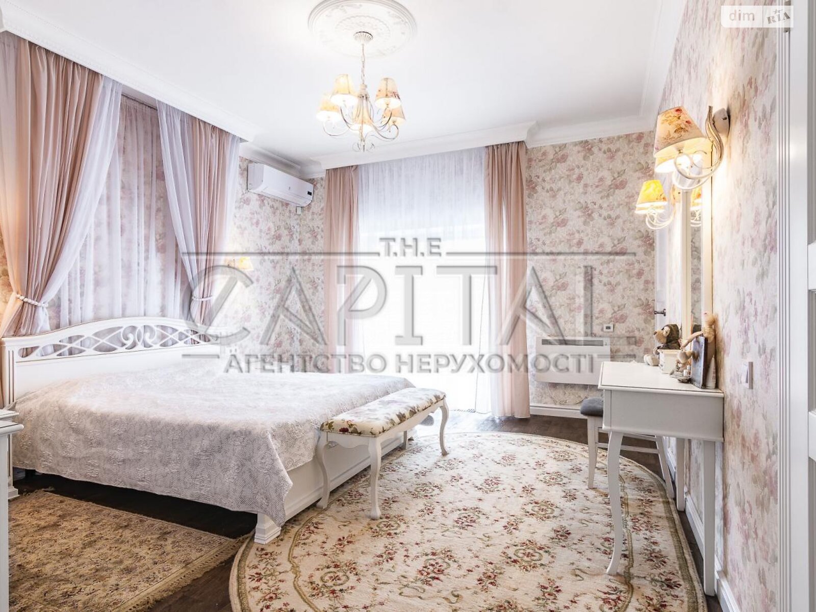 двоповерховий будинок з мансардою, 269.5 кв. м, цегла. Продаж в Києві, район Осокорки фото 1 двоповерховий будинок з мансардою, 269.5 кв. м, цегла. Продаж в Києві, район Осокорки фото 1