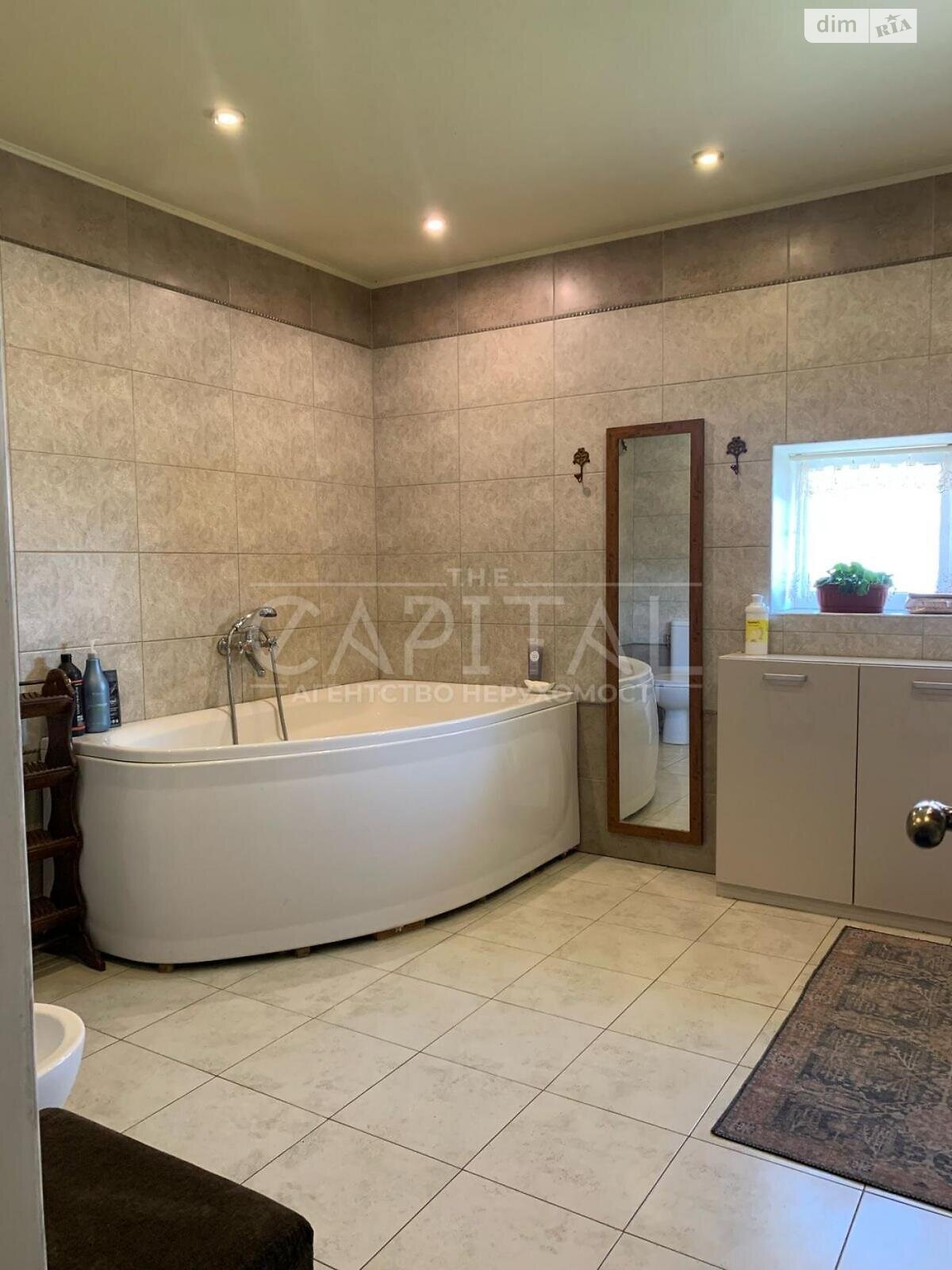 трехэтажный дом, 250 кв. м, кирпич. Продажа в Киеве район Осокорки фото 1 трехэтажный дом, 250 кв. м, кирпич. Продажа в Киеве район Осокорки фото 1