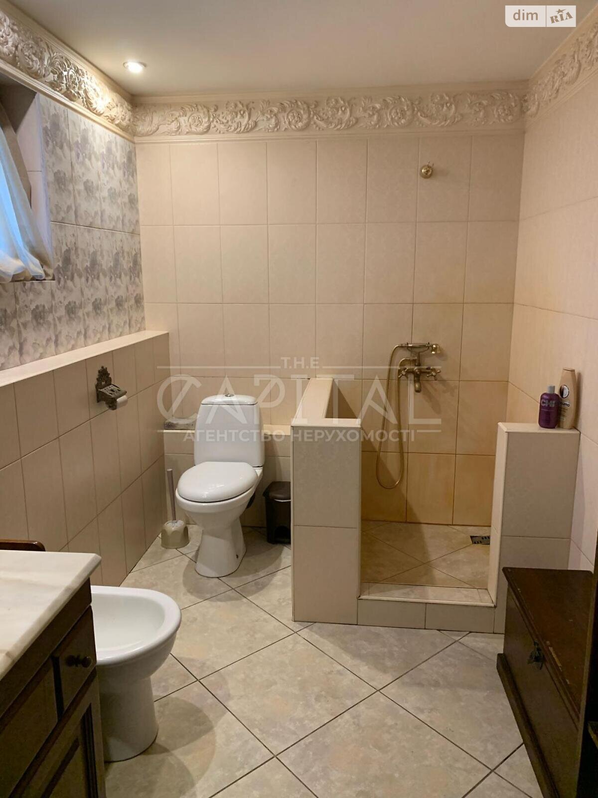 трехэтажный дом, 250 кв. м, кирпич. Продажа в Киеве район Осокорки фото 1 трехэтажный дом, 250 кв. м, кирпич. Продажа в Киеве район Осокорки фото 1